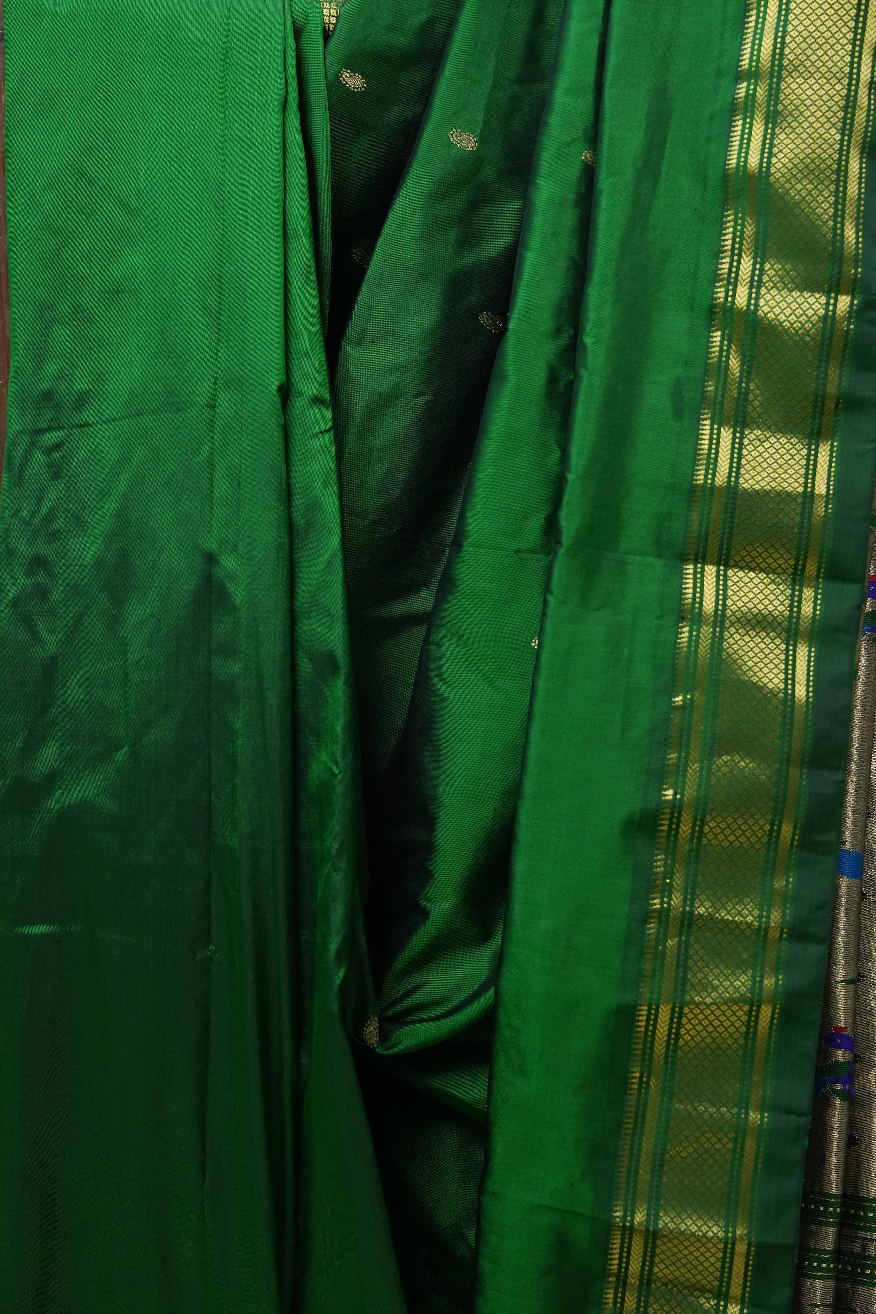 Dark Green Silk Paithani Saree - SRDGSPS669