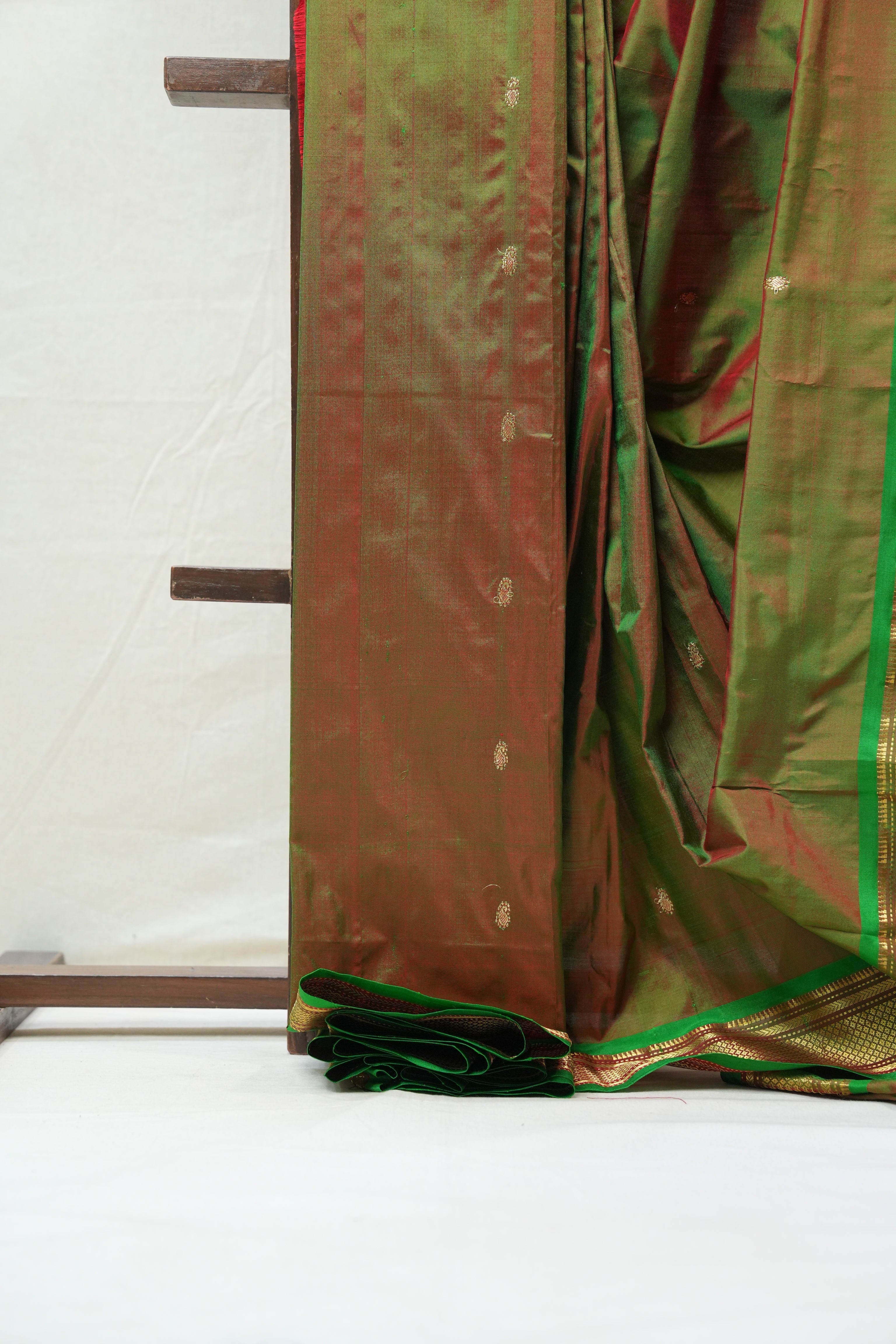 Two Tone Green Silk Paithani Saree - SRTTGSPS678