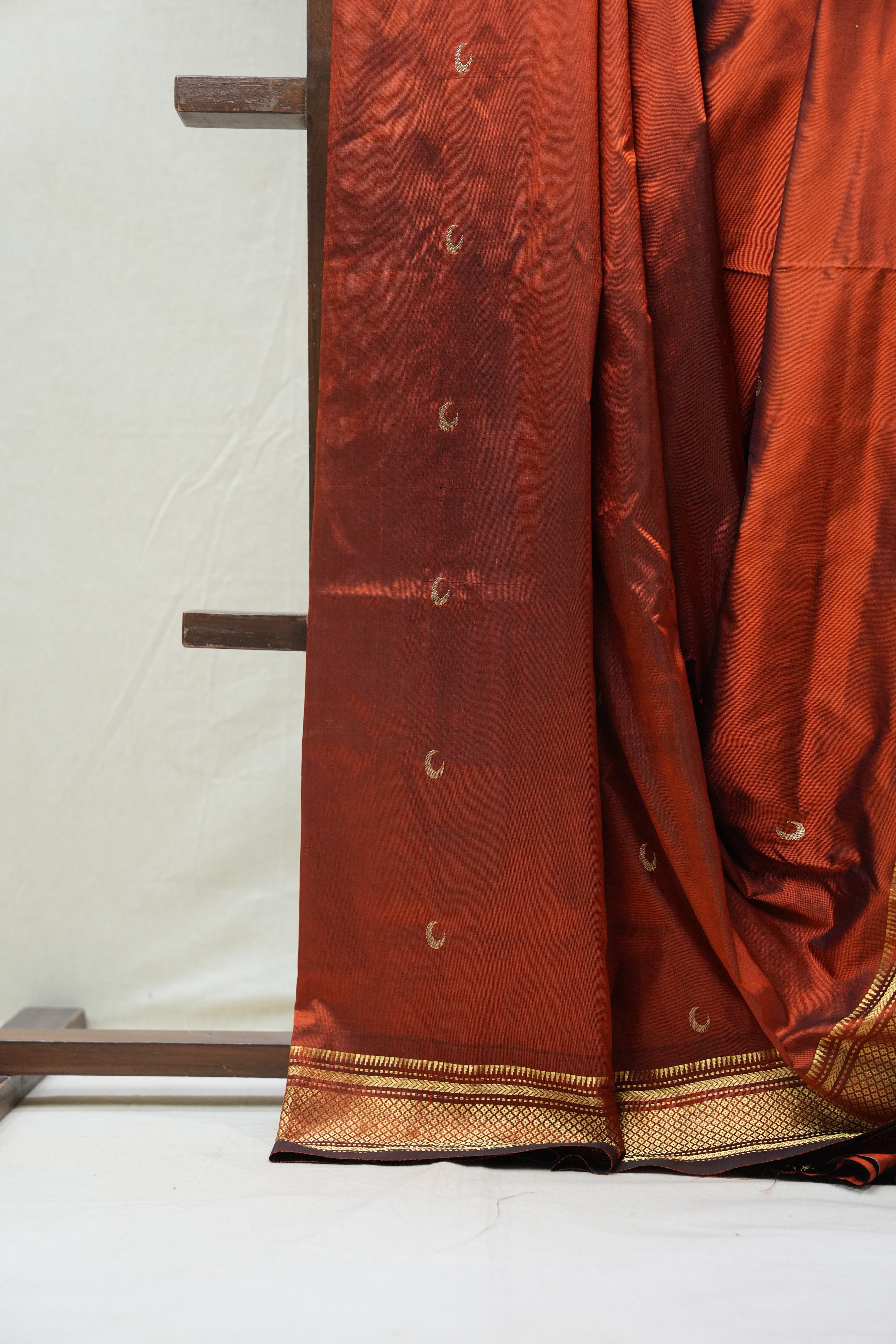 Brown Silk Paithani Saree - SRBSPS653