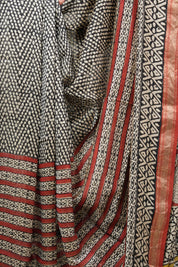 Black HBP Cotton Silk Saree With Maheshwari Border - SRBCSS1212