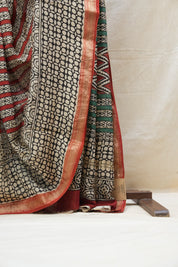 Cream-Black HBP Cotton Silk Saree With Maheshwari Border - SRCBCSS1209