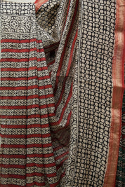 Cream-Black HBP Cotton Silk Saree With Maheshwari Border - SRCBCSS1209