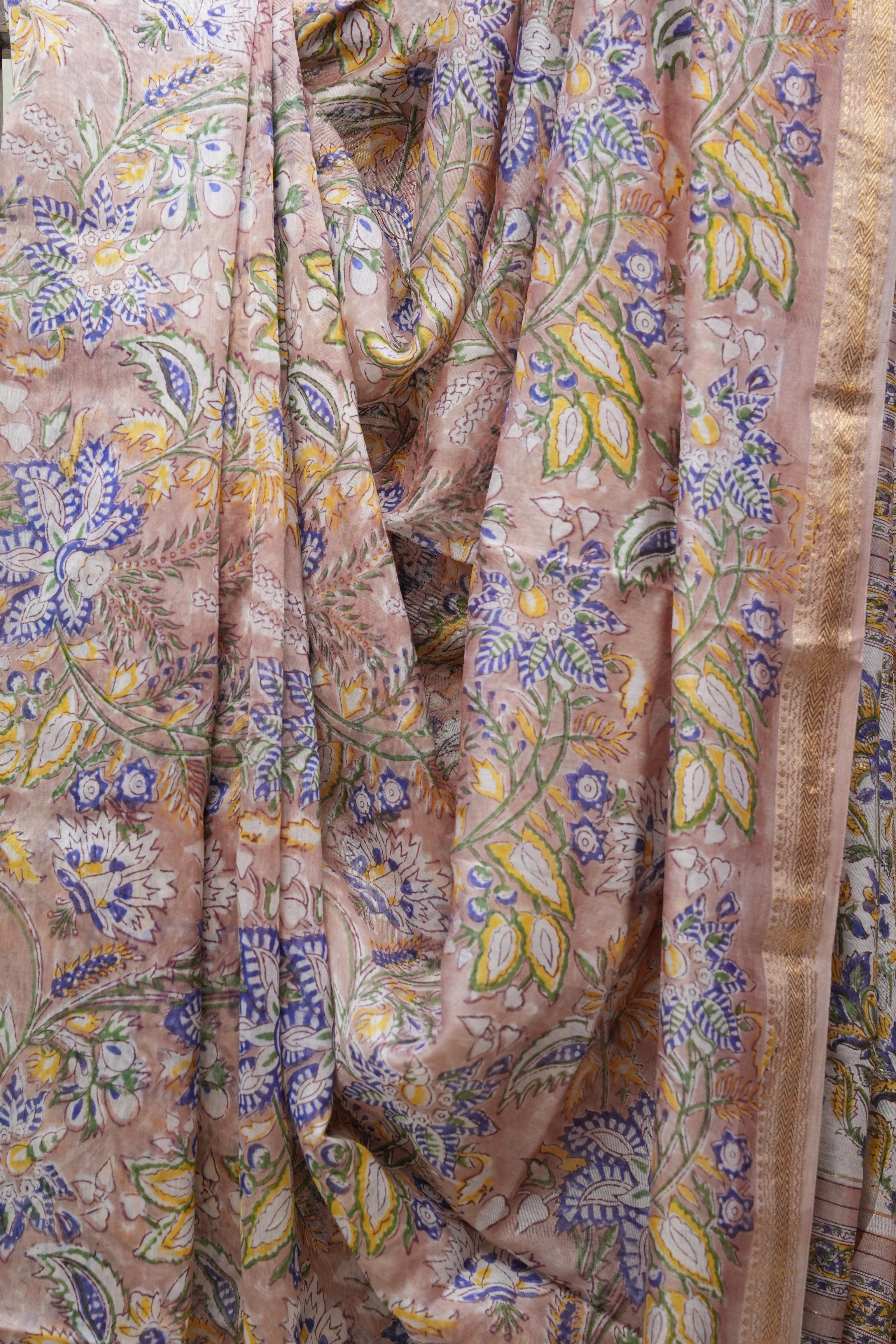 Light Peach HBP Cotton Silk Saree With Maheshwari Border - SRLPCSS1206