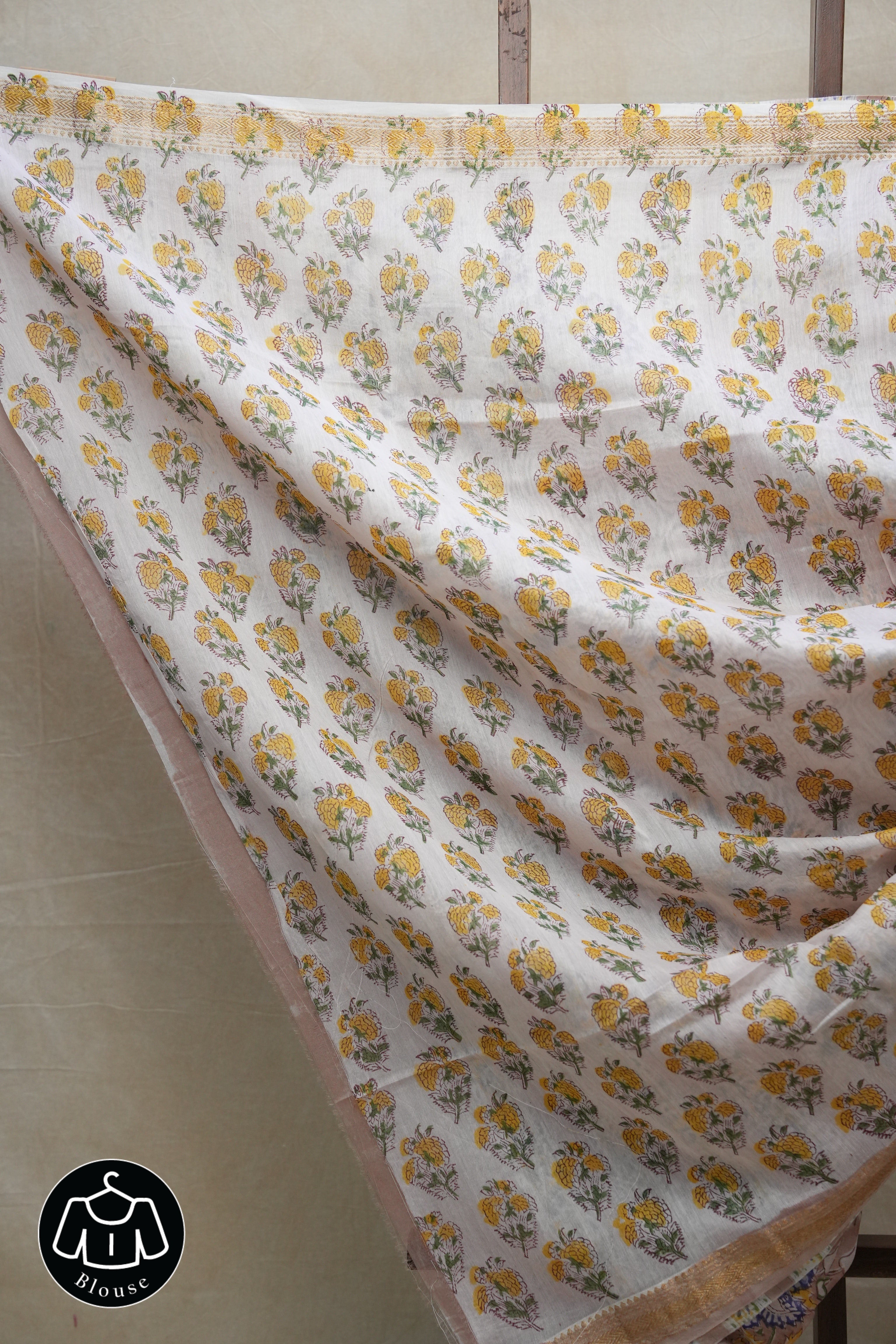 Light Peach HBP Cotton Silk Saree With Maheshwari Border - SRLPCSS1206