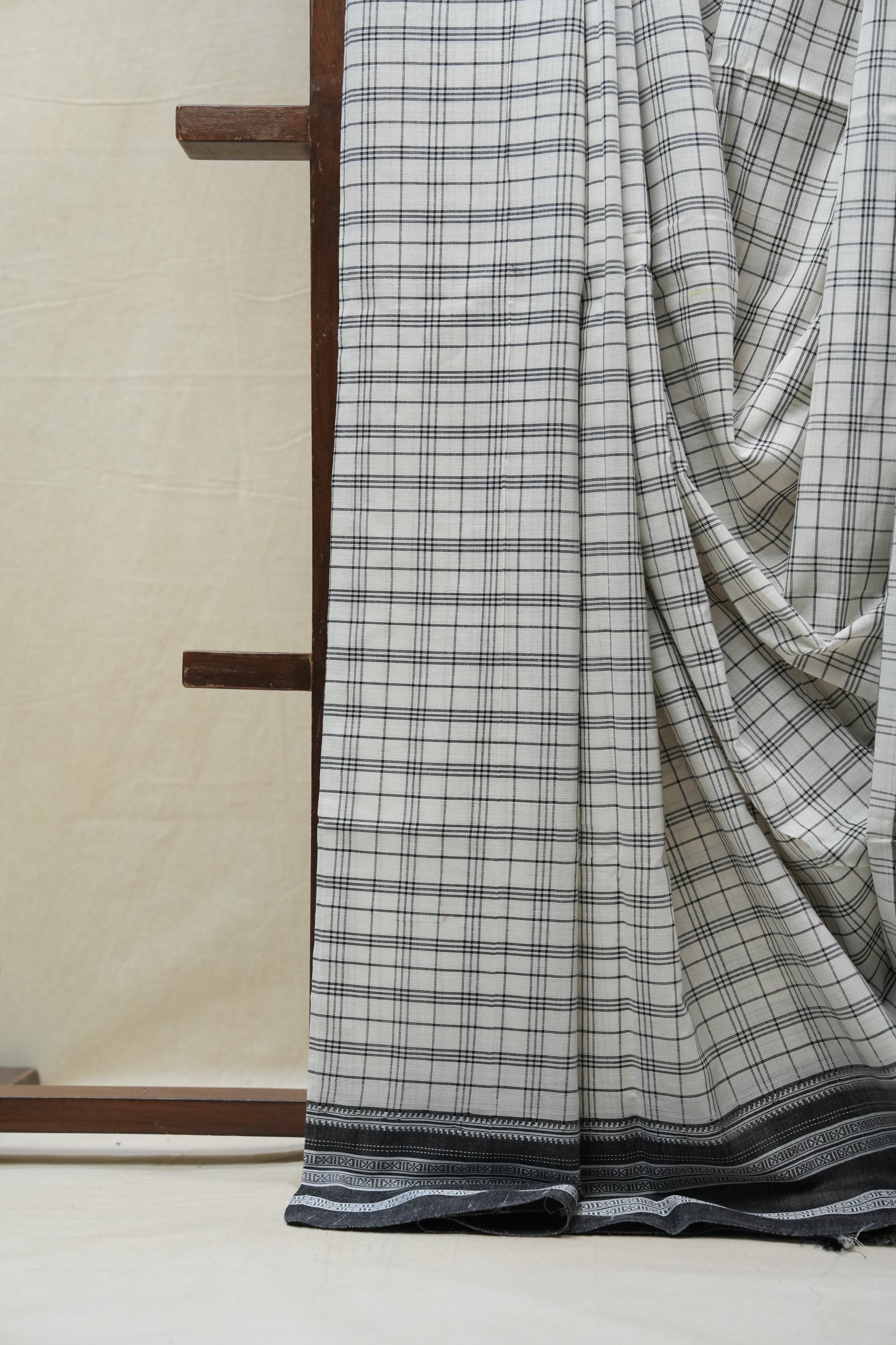 White Cotton Ilkal Saree  - SRWCIS589