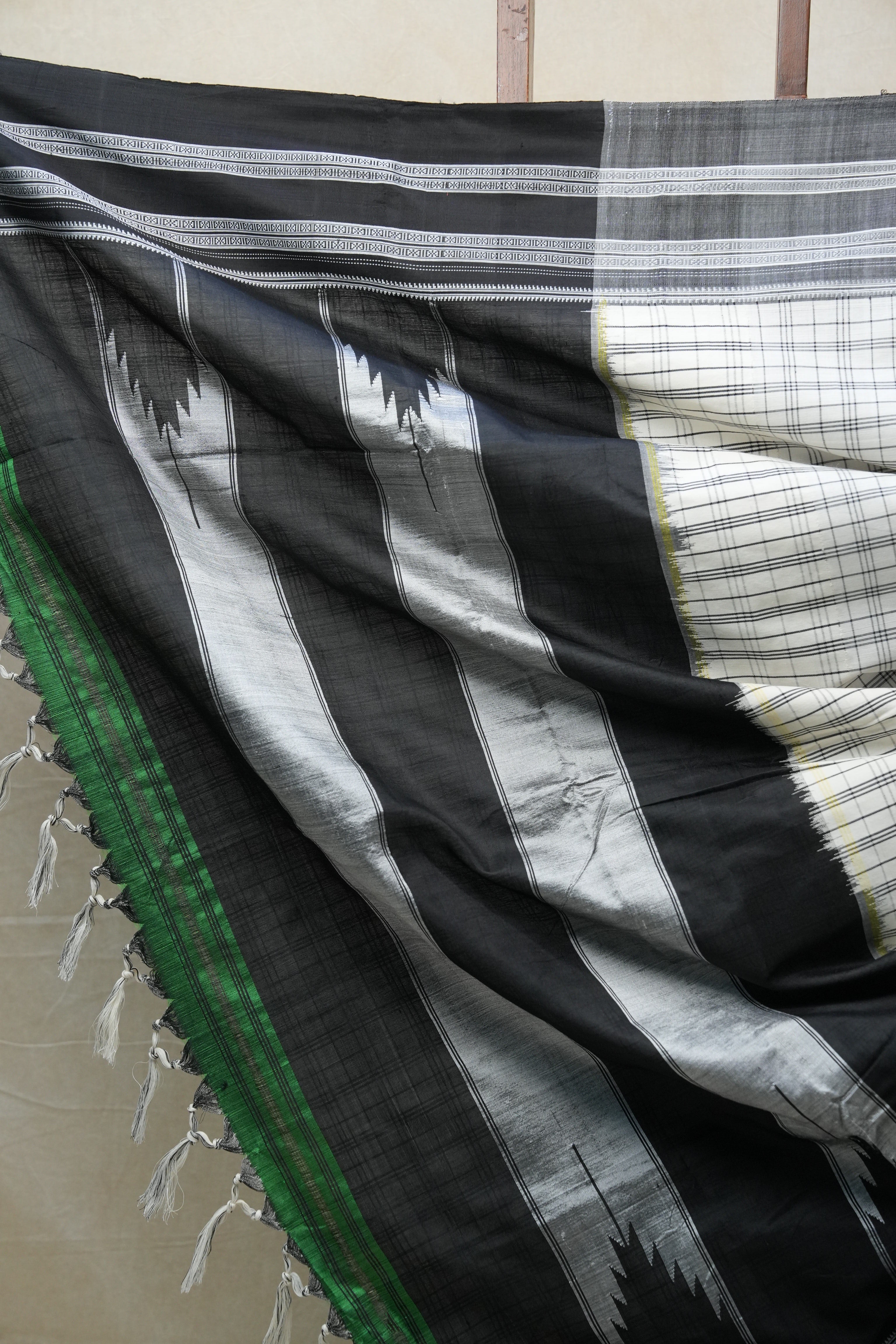 White Cotton Ilkal Saree  - SRWCIS589