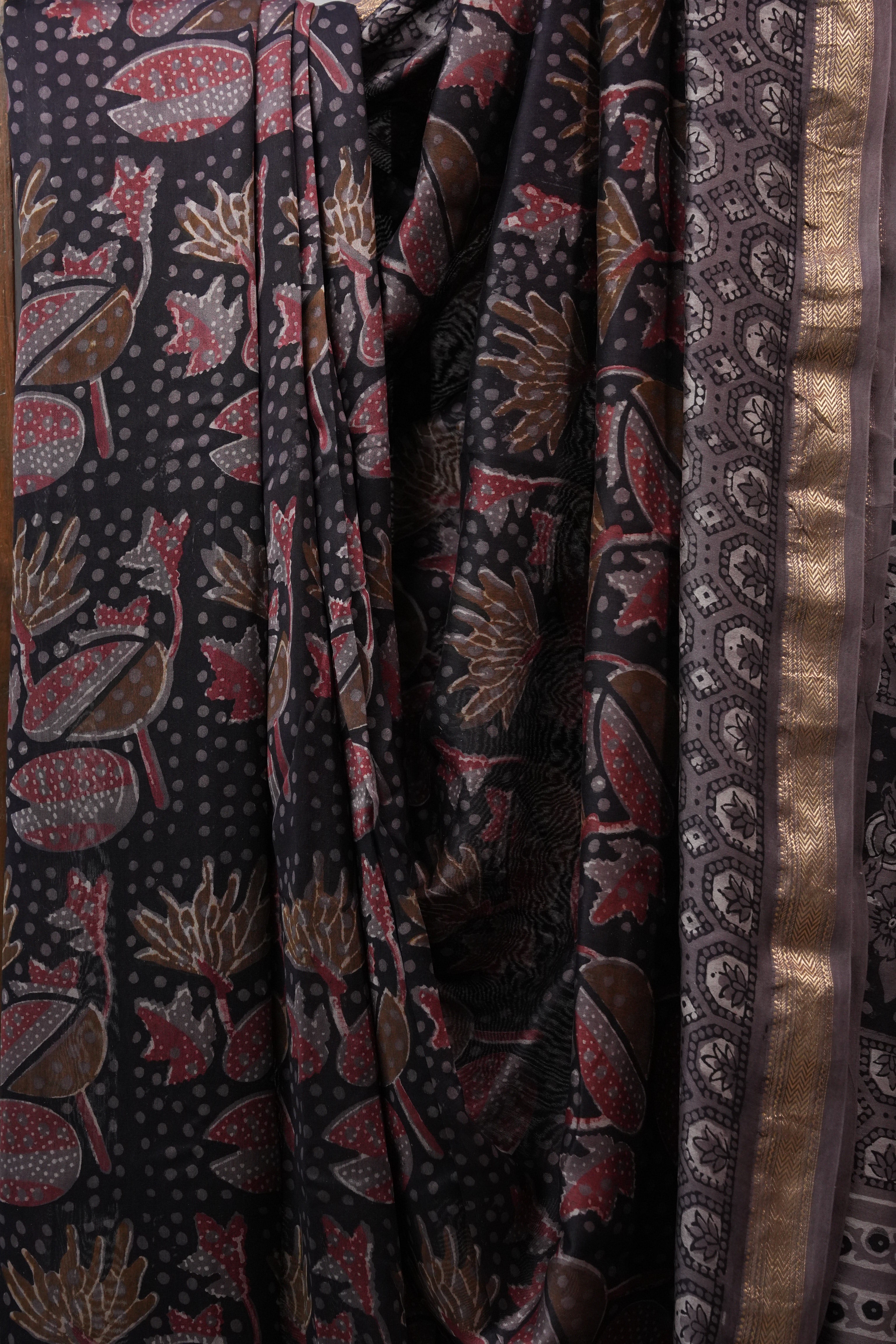 Black HBP Chanderi Cotton Silk Saree With Maheshwari Border - SRBCS1154