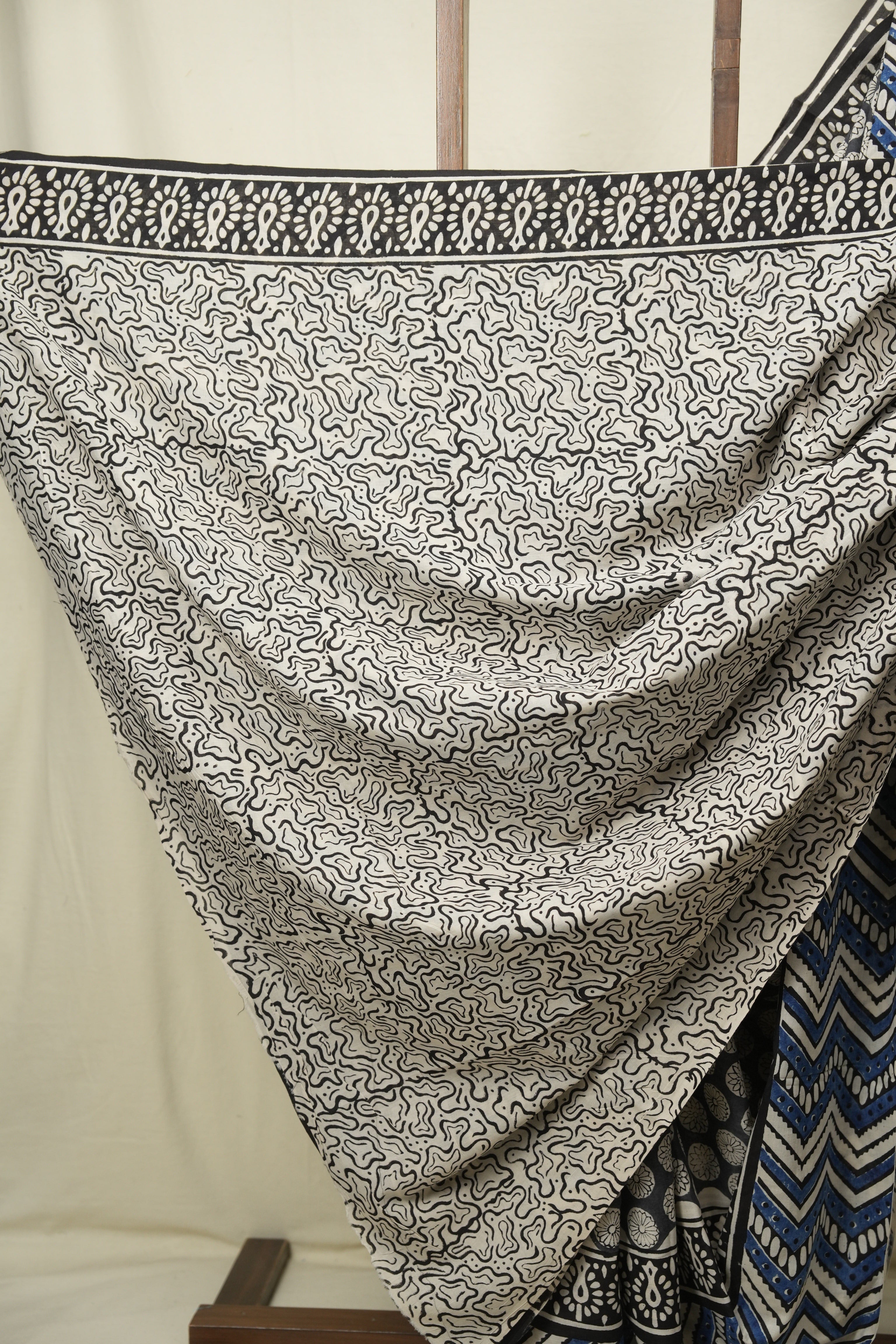Grey HBP Cotton Saree - SRGCS3573