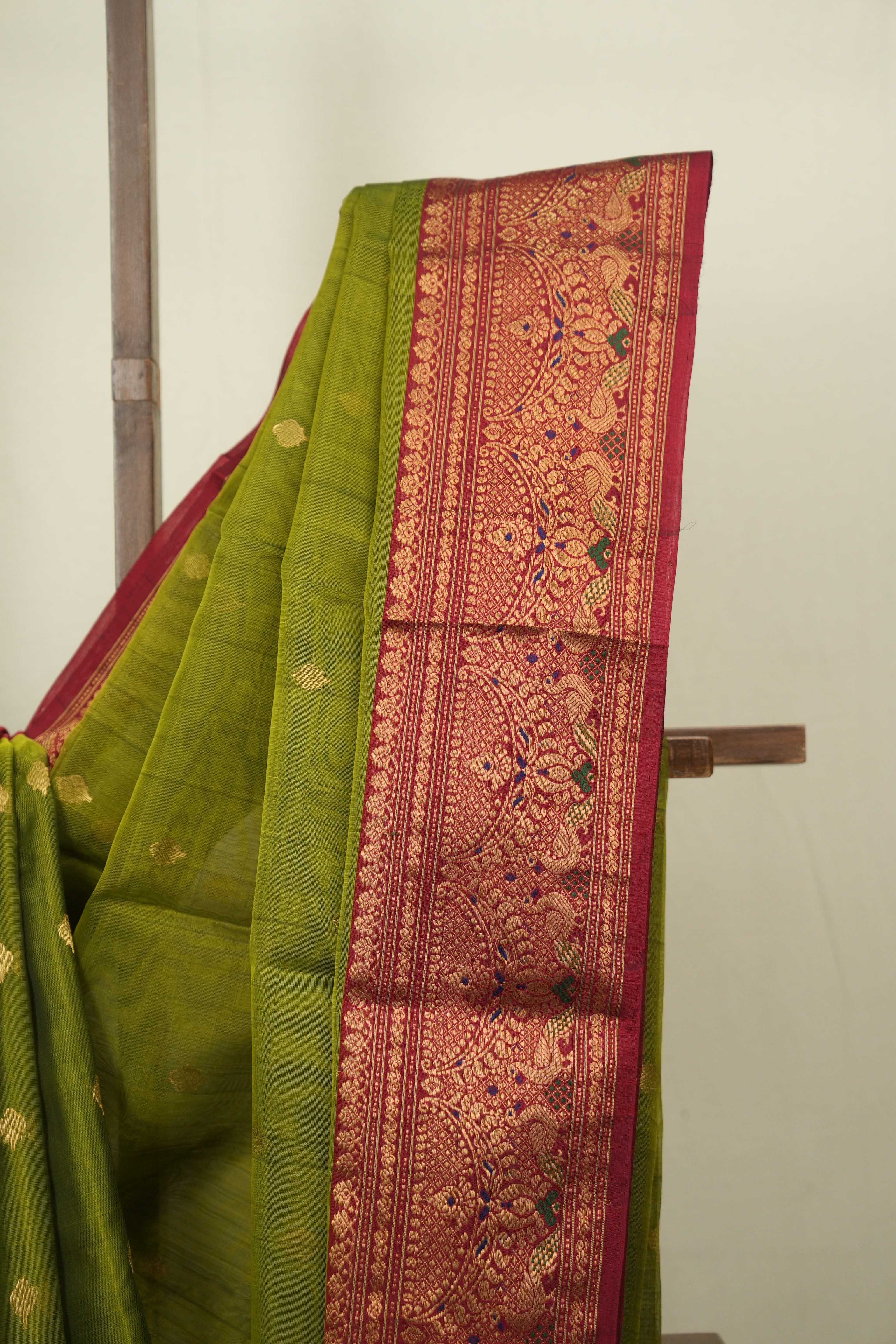 Mehendi Green Chanderi Tissue Silk Saree - SRMGCTS363