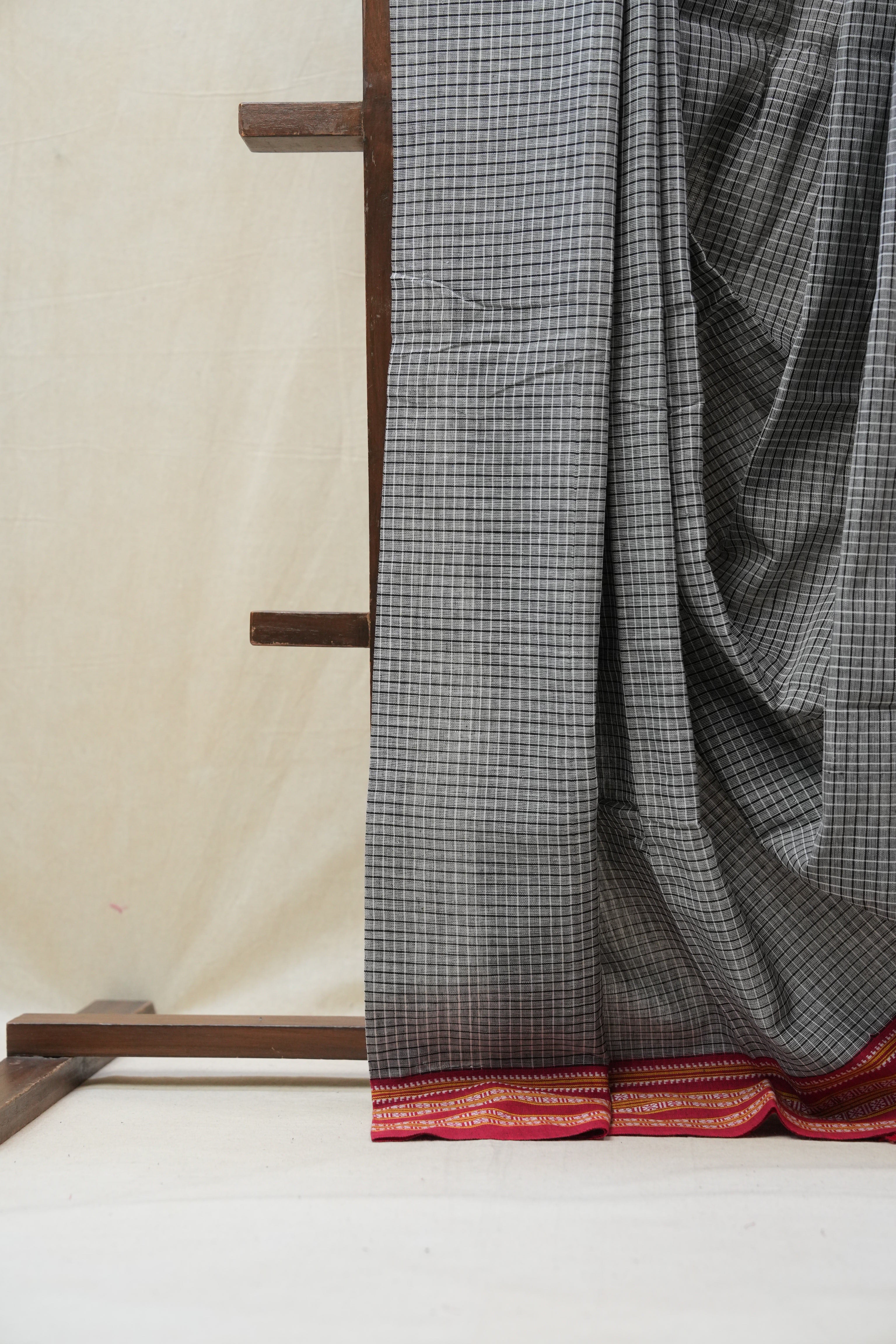 Grey Big Checks Cotton Patteda Anchu Saree - SRGPAS269