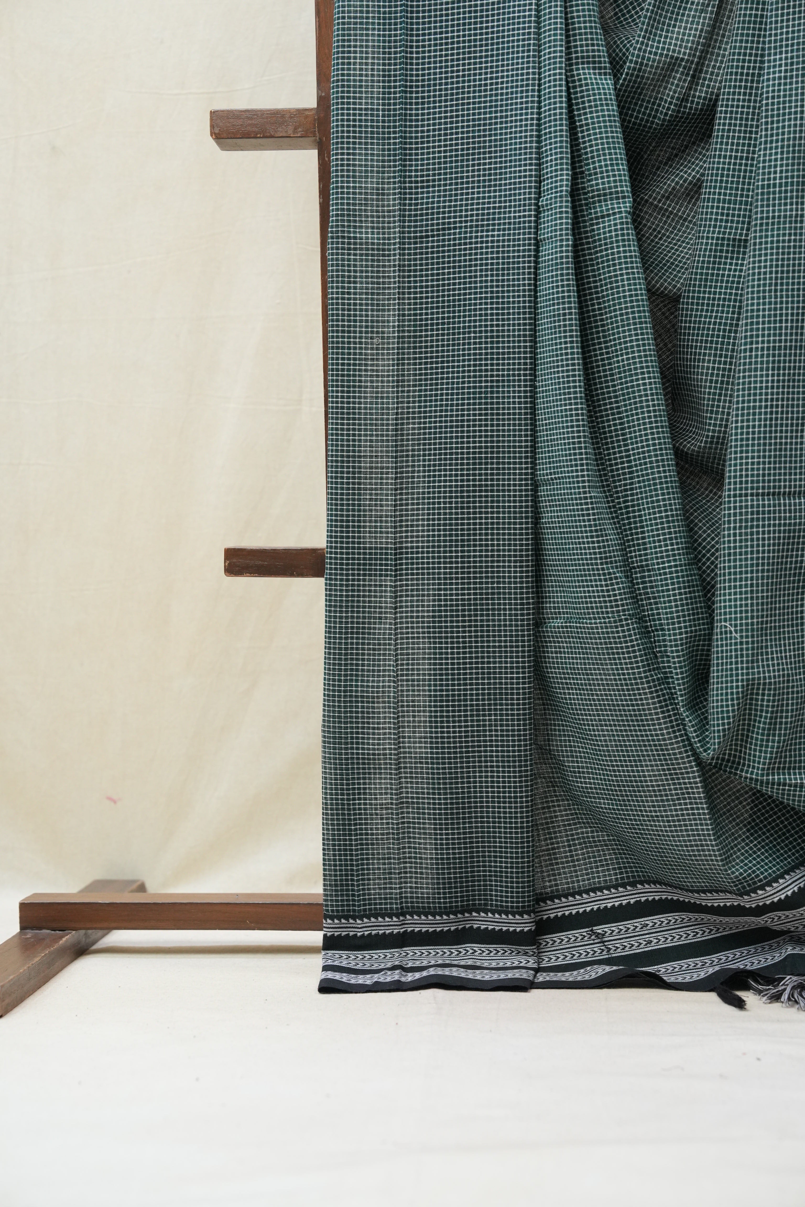 Dark Green Small Checks Cotton Patteda Anchu Saree - SRDGPAS254
