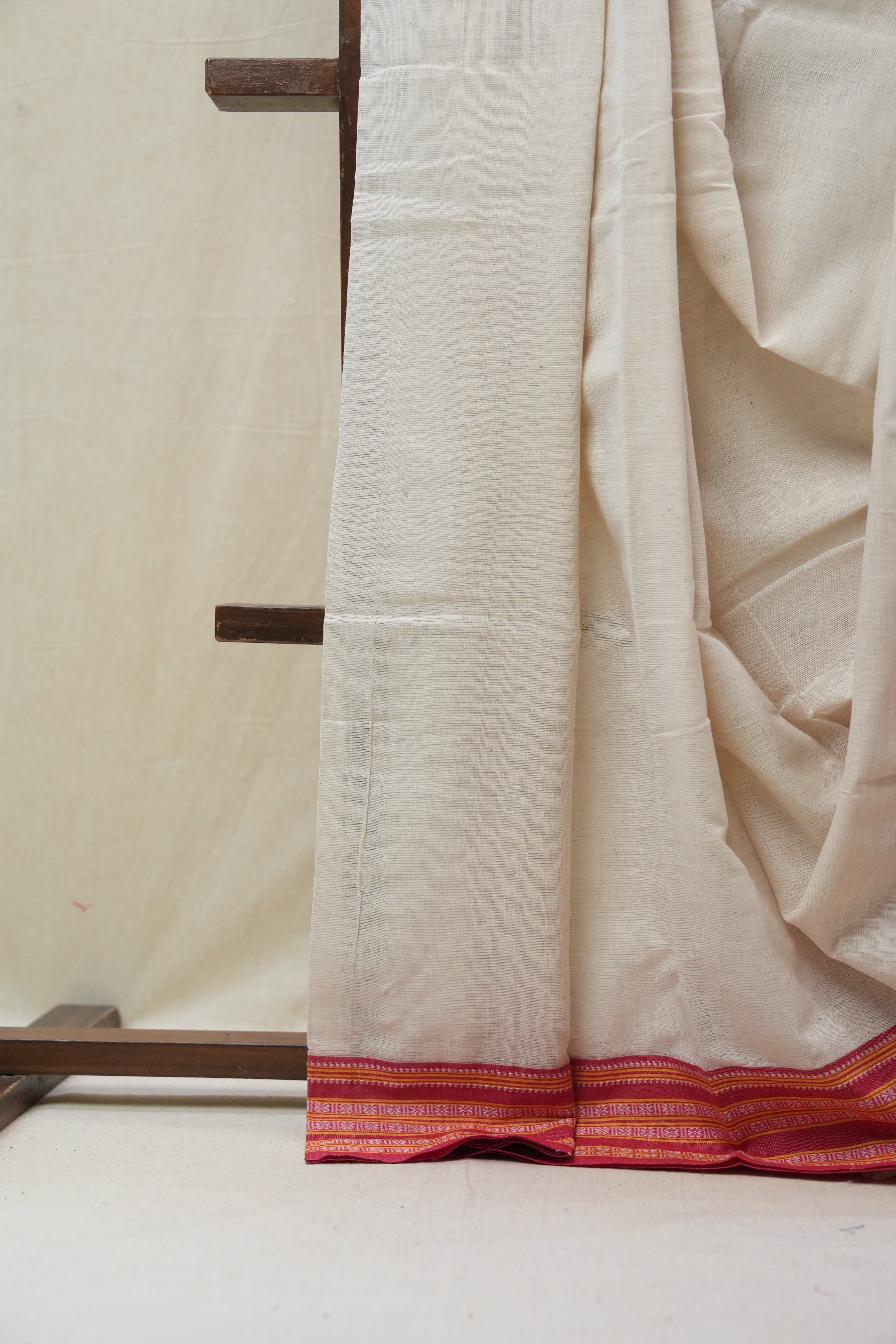 Off White Plain Cotton Patteda Anchu Saree - SROWPAS276