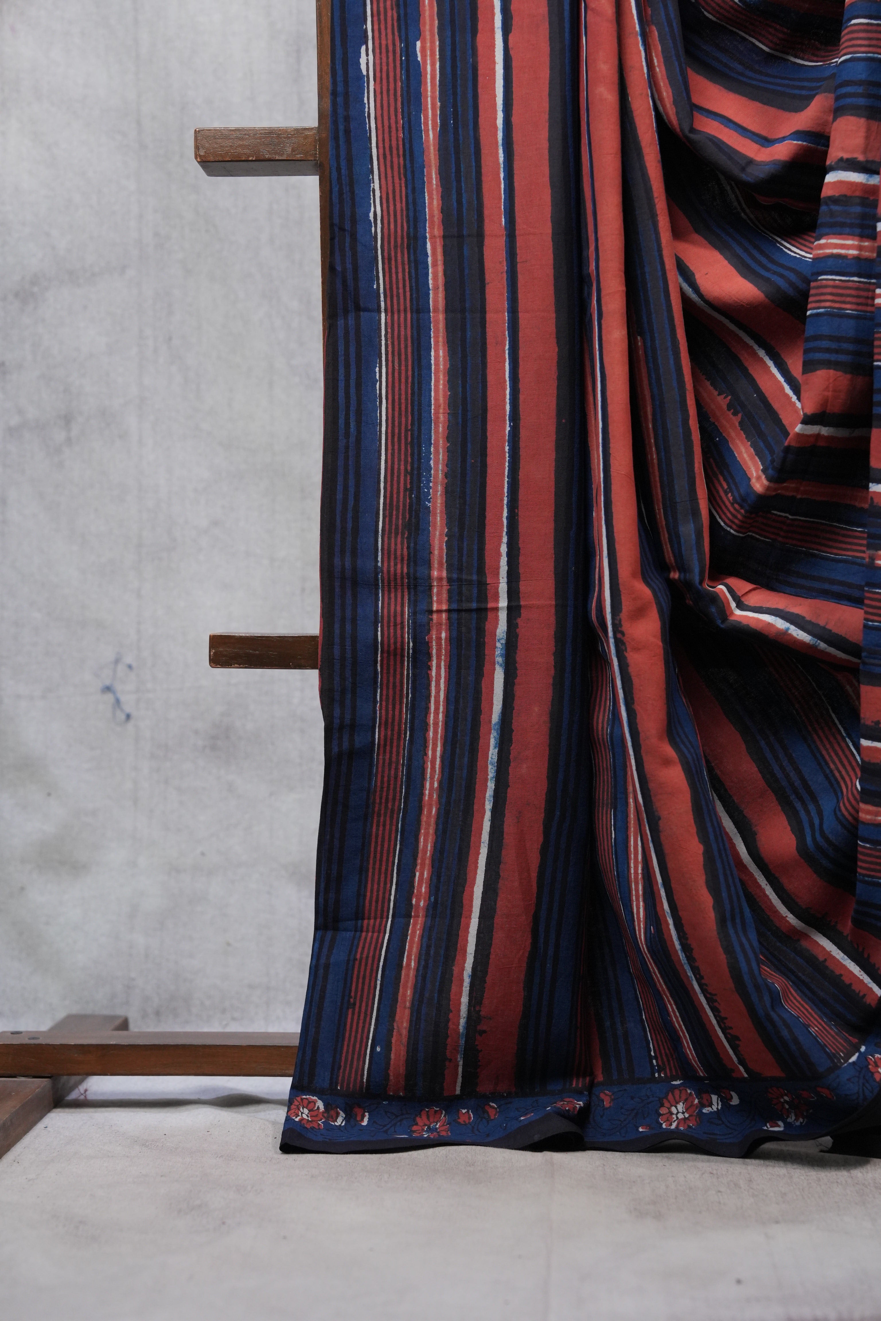 Multicolor HBP Cotton Saree - SRMCS2498