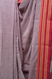 Maroon White Plain Cotton Patteda Anchu Saree - SRMWPAS277