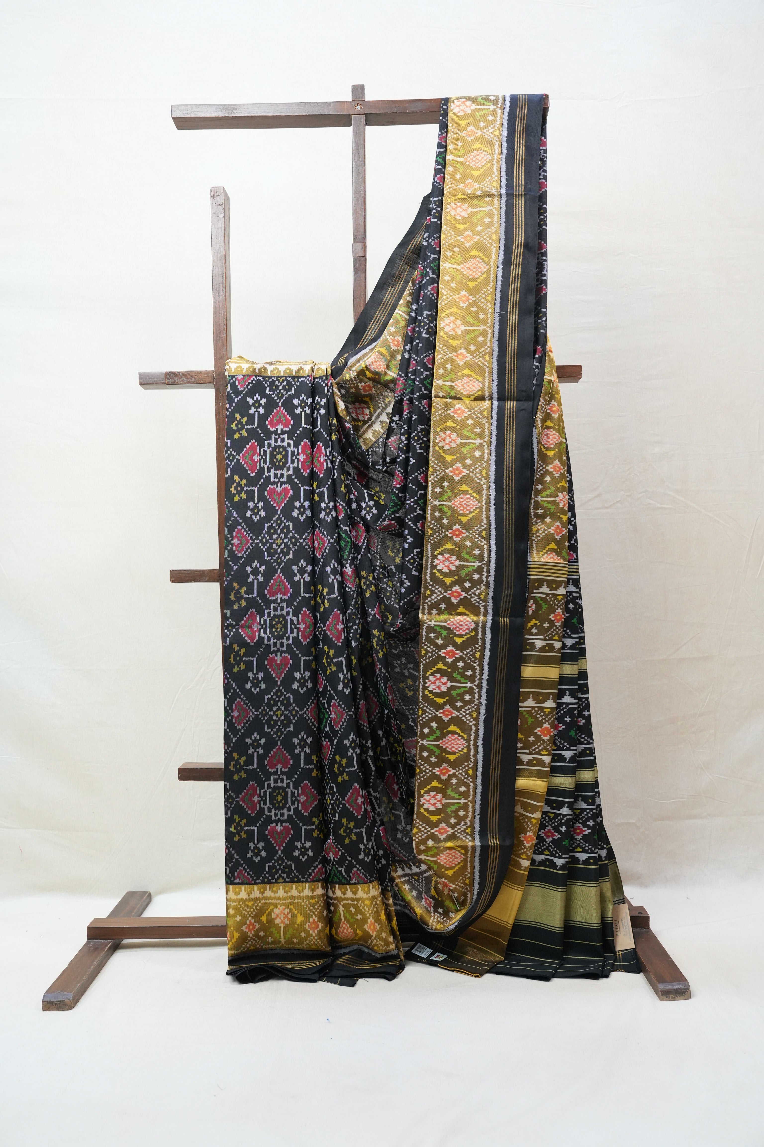 Black Rajkot Patola Silk Saree - SRBRPSS364