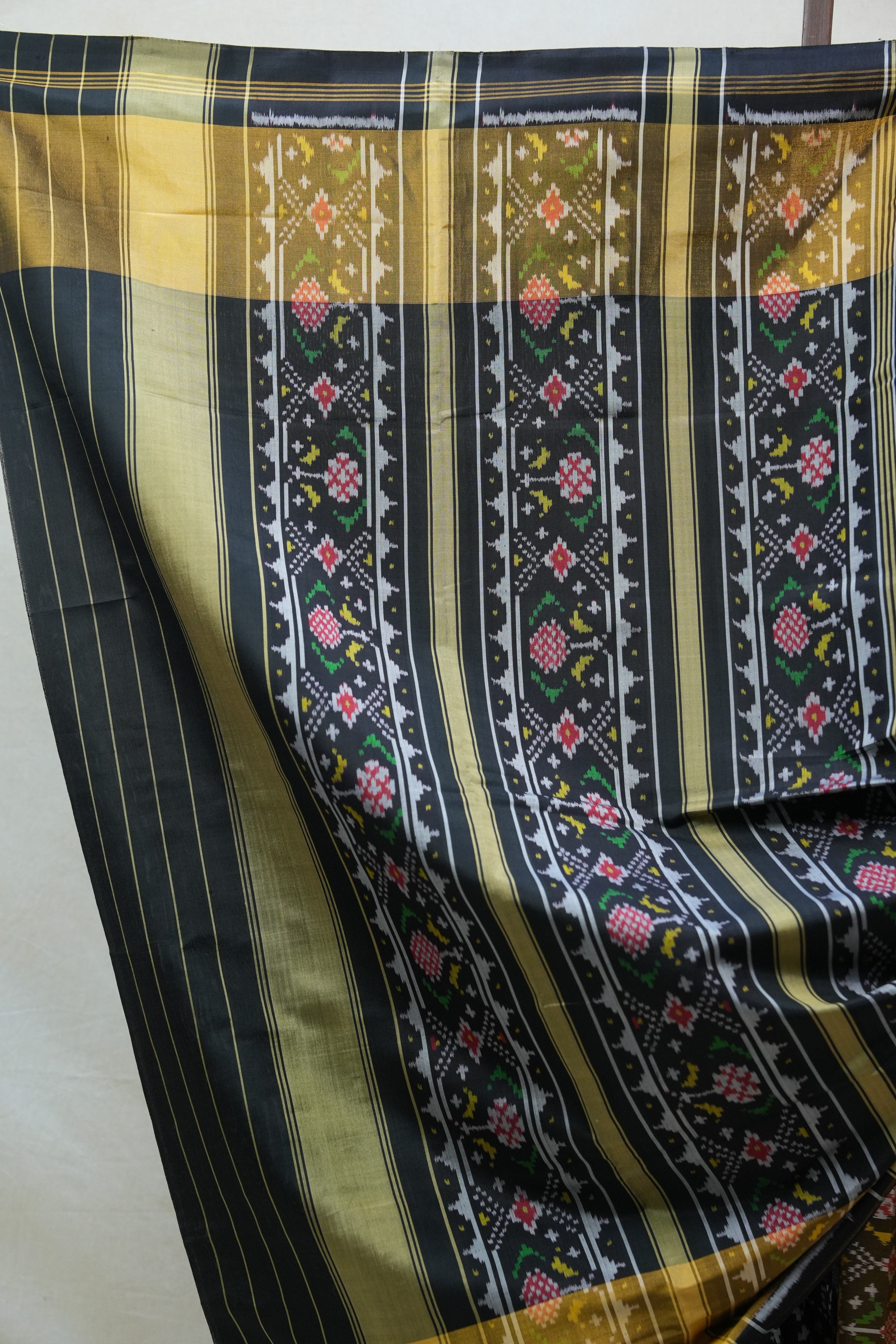 Black Rajkot Patola Silk Saree - SRBRPSS364