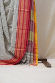 White Big Checks Cotton Patteda Anchu Saree - SRWPAS251