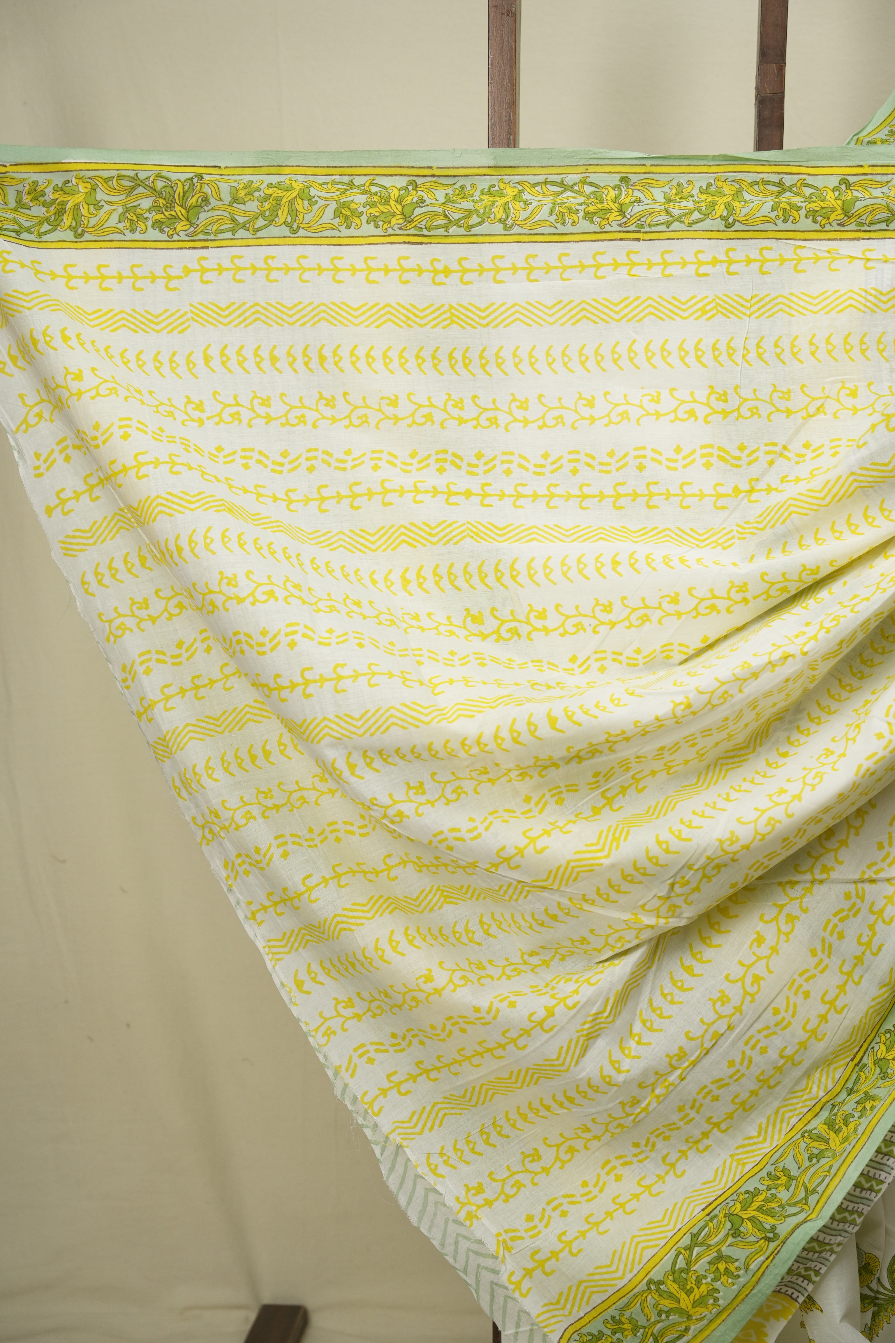 White HBP Cotton Saree - SRWCS3712