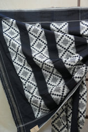 White Pochampalli Cotton Ikat Saree - SRWPCIS503