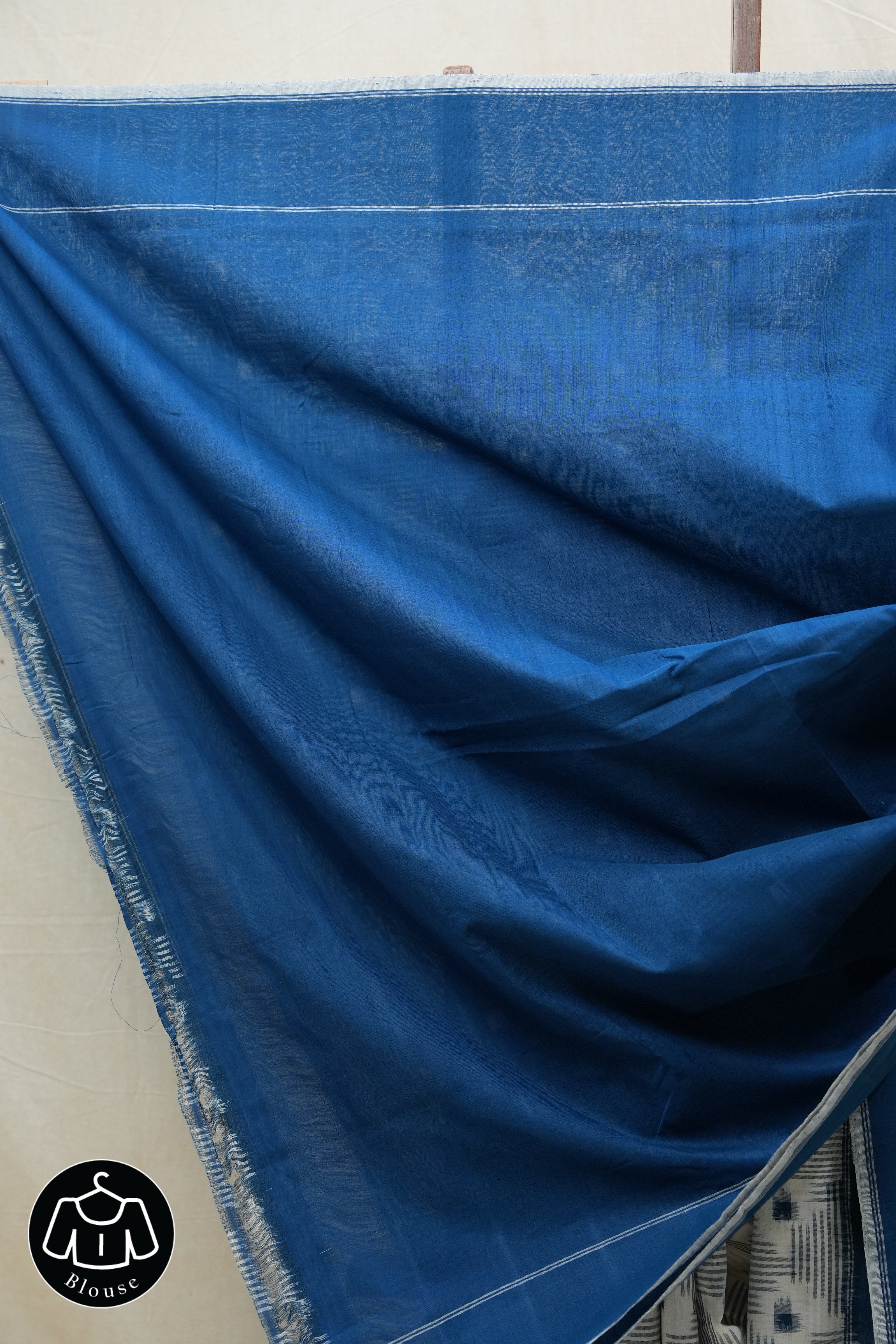 White Pochampalli Cotton Ikat Saree - SRWPCIS502