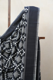 Black Pochampalli Cotton Ikat Saree - SRBPCIS501