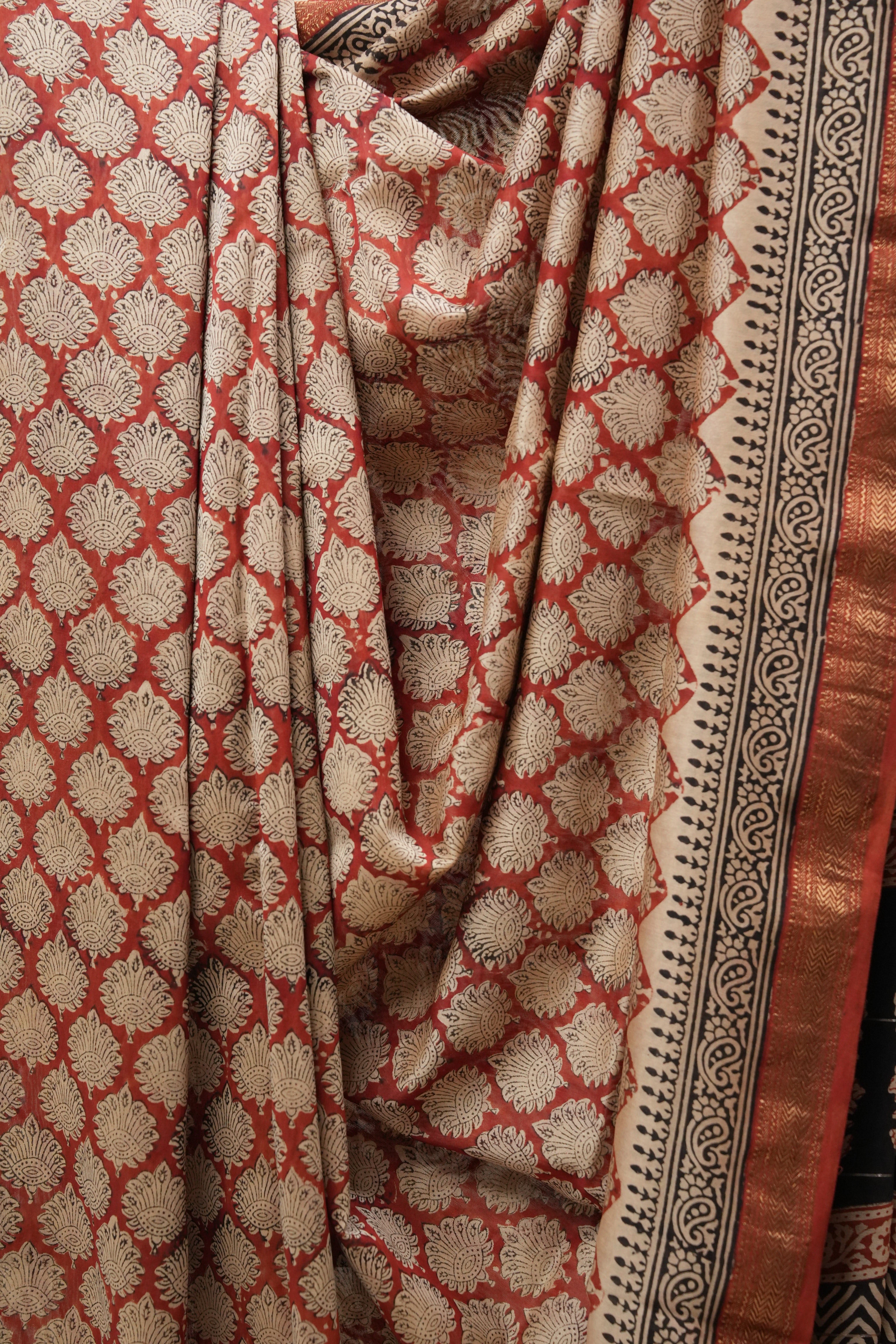 Maroon HBP Cotton Silk Saree With Maheshwari Border - SRMCSS1235