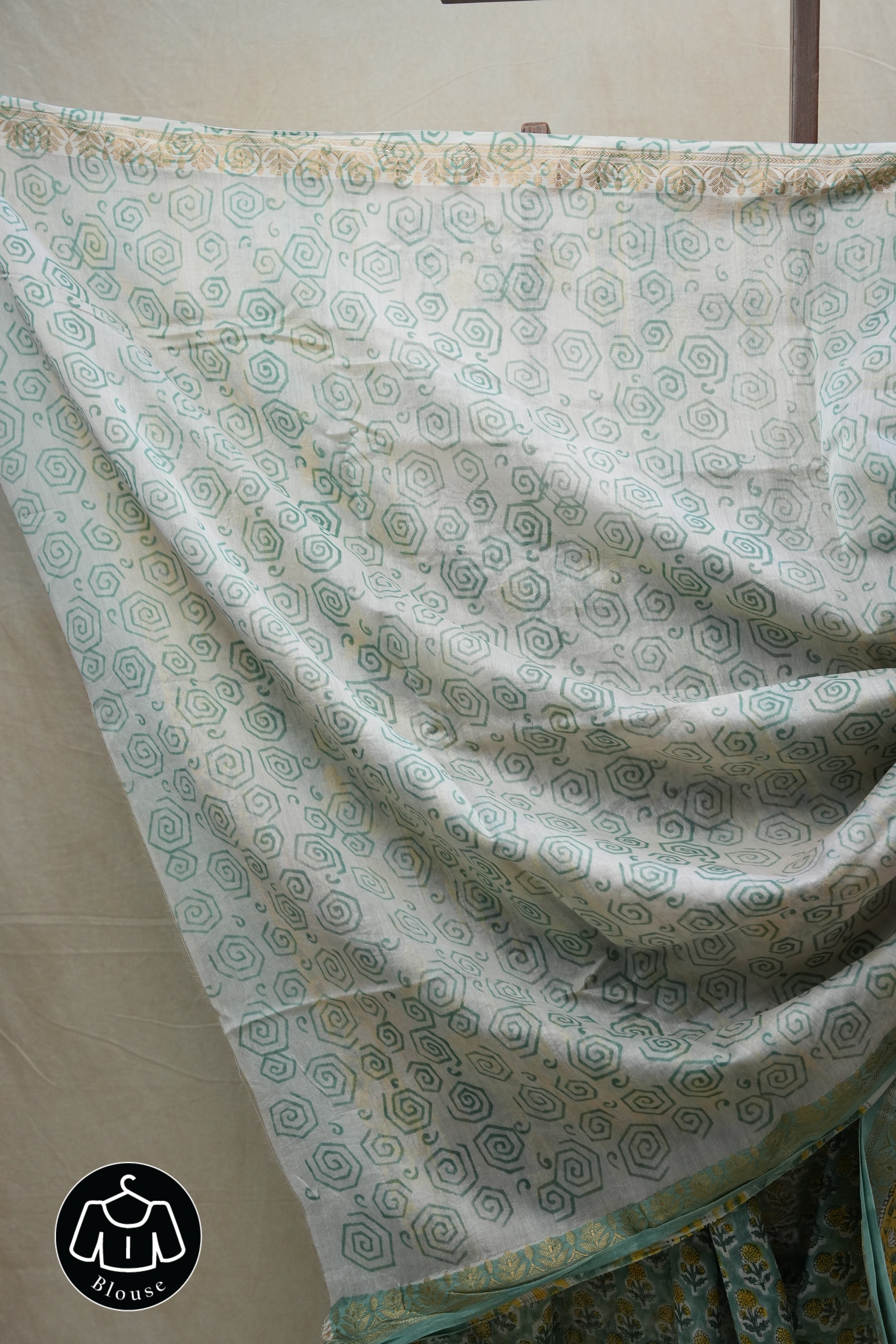 Green HBP Cotton Silk Saree With Maheshwari Border - SRGCSS1232