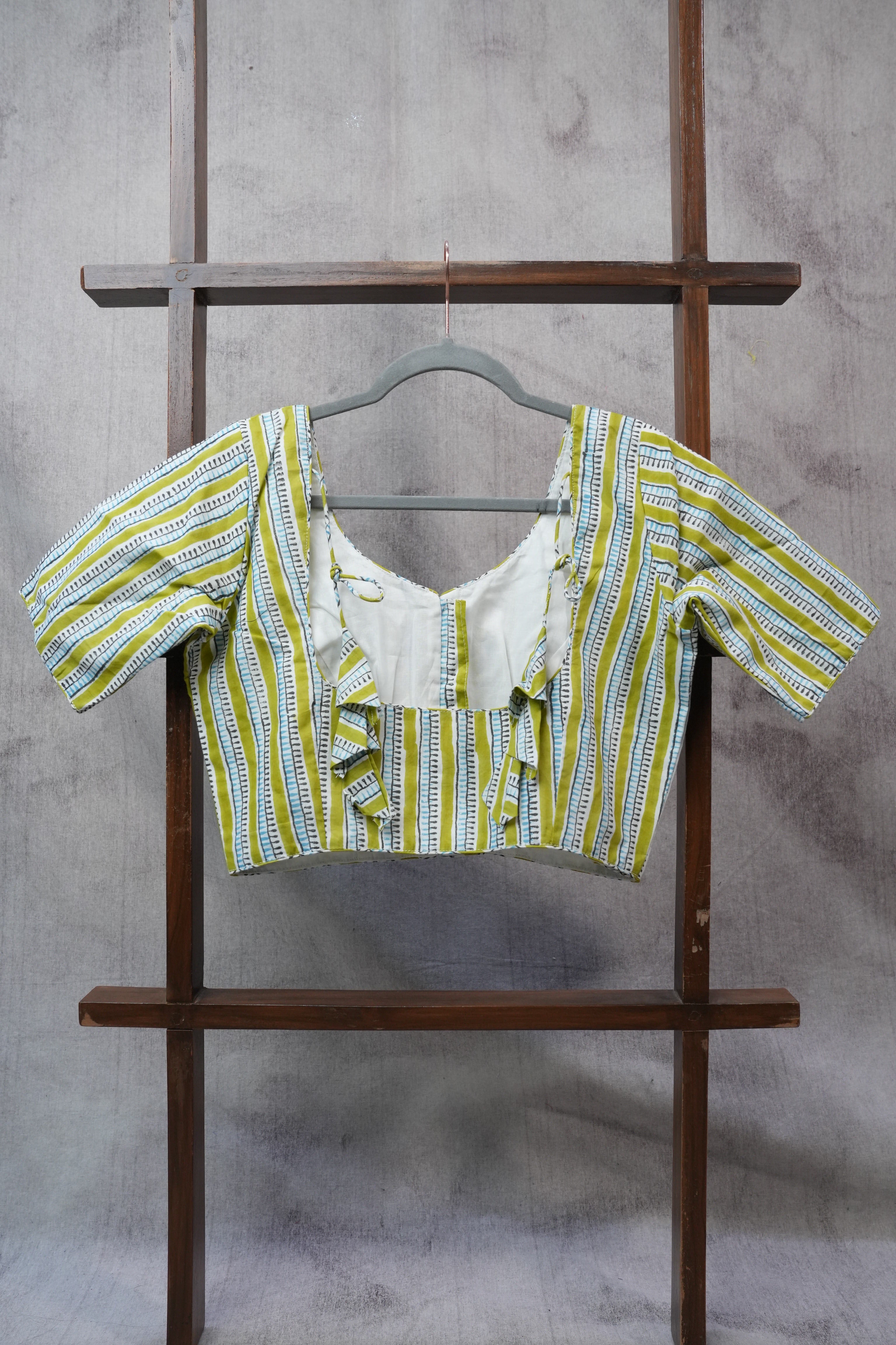 Green Sleeve Cotton Round-Neck Blouse - SRGRNB04