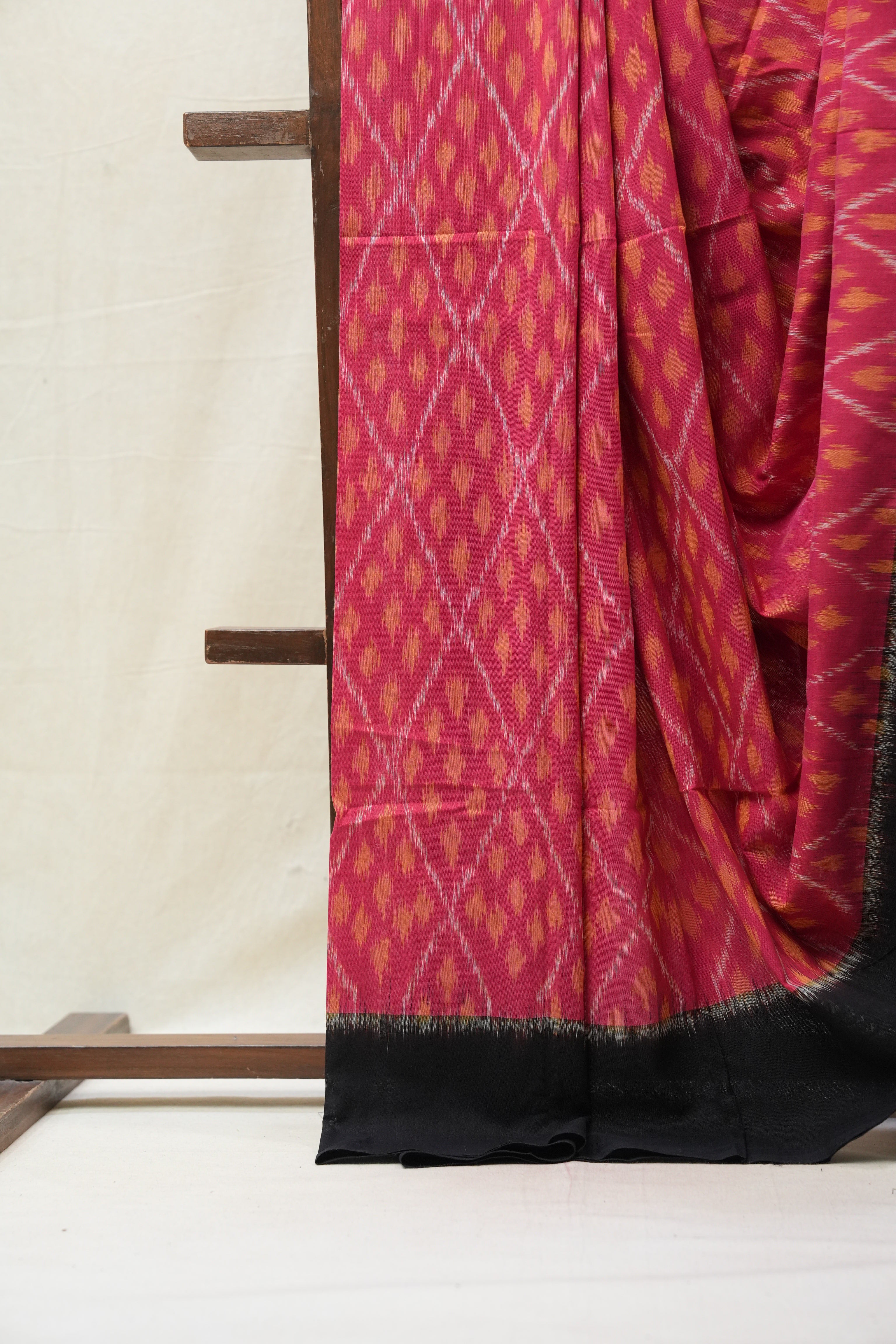 Pink Pochampalli Cotton Ikat Saree - SRPPCIS506