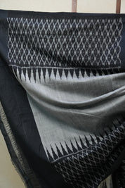 Off White Pochampalli Cotton Ikat Saree - SROWPCIS515