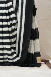 Black-White Pochampalli Cotton Ikat Saree - SRBWPCIS486
