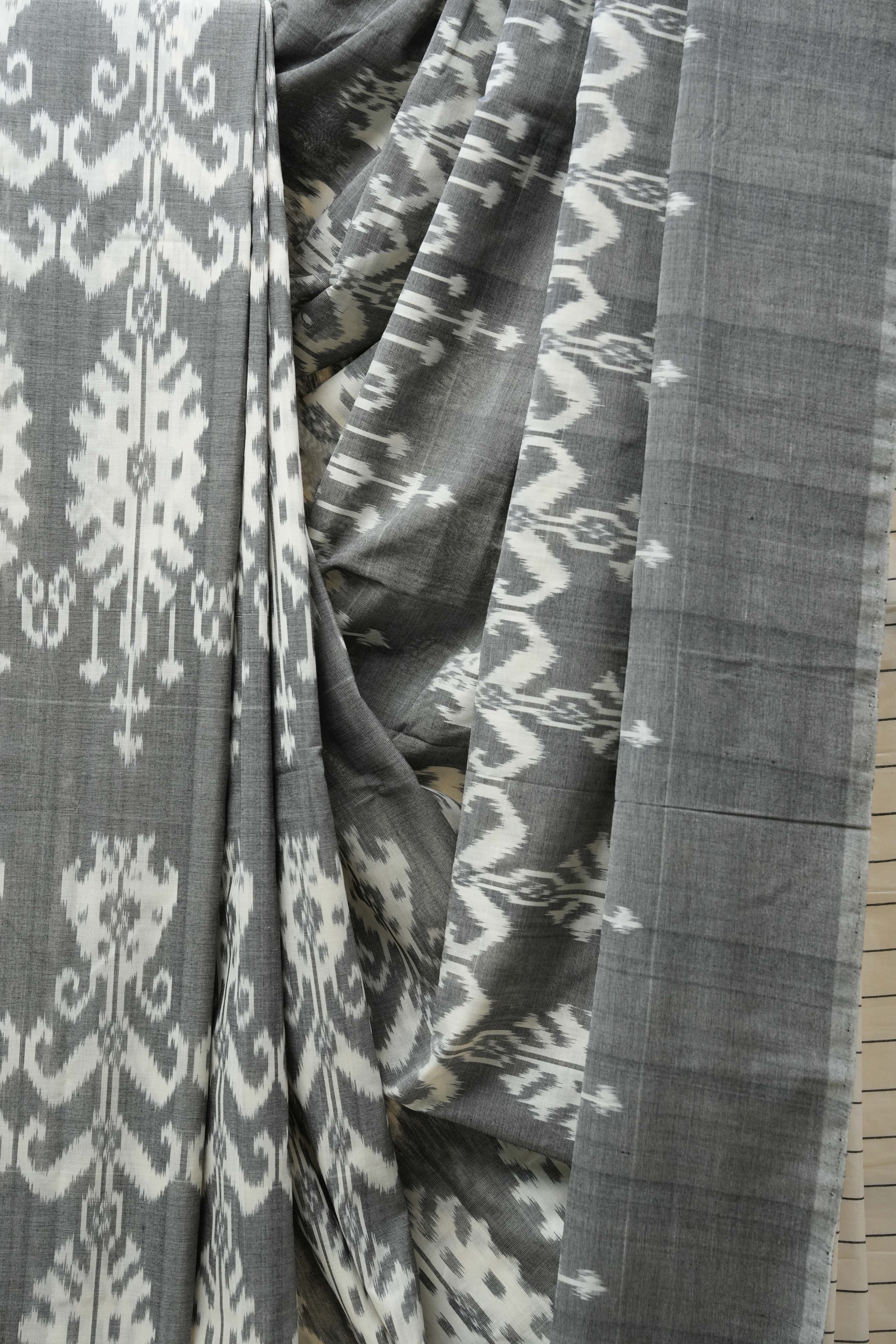 Grey Pochampalli Cotton Ikat Saree - SRGPCIS483