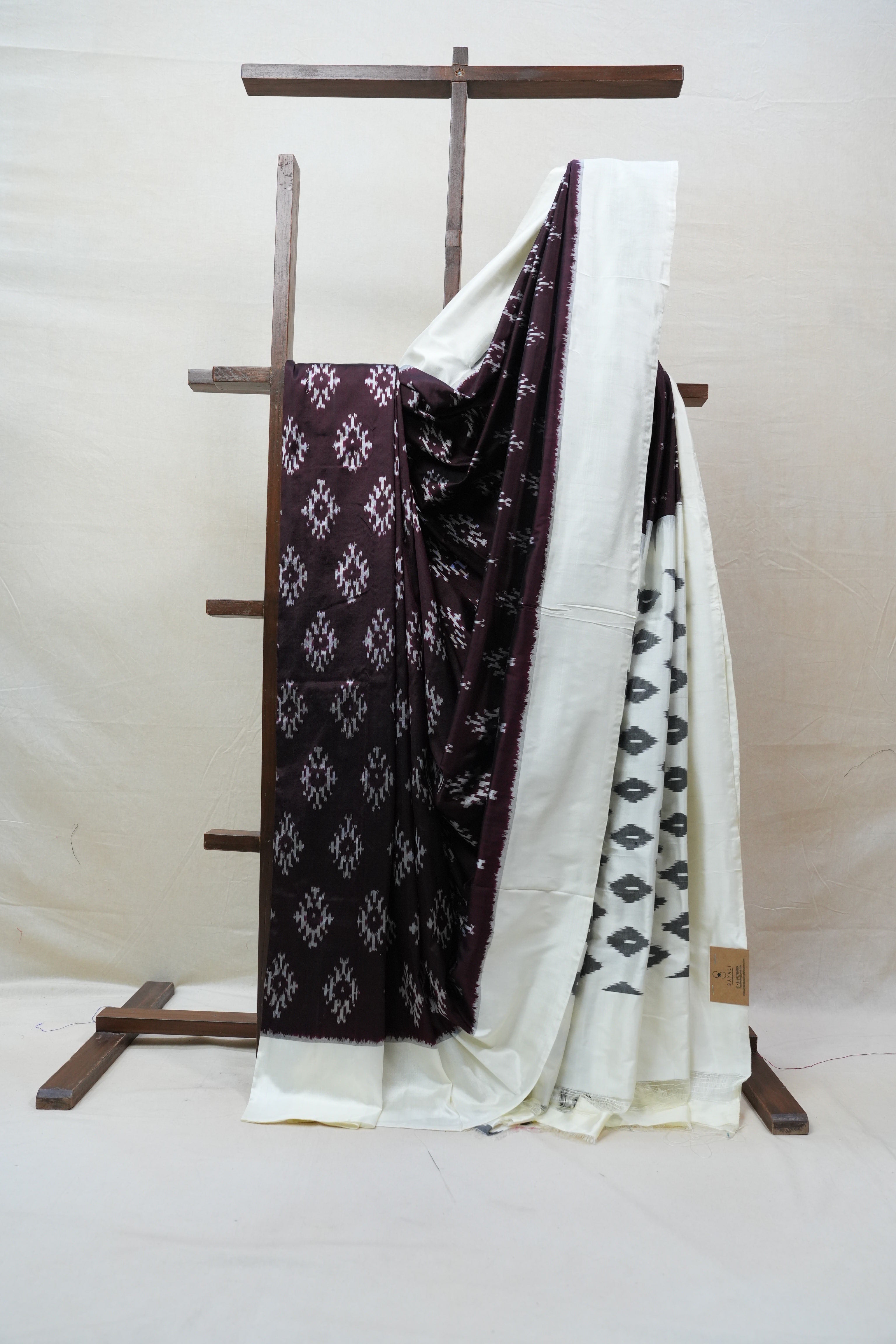 Wine Pochampalli Silk Ikat Saree - SRWPSIS142