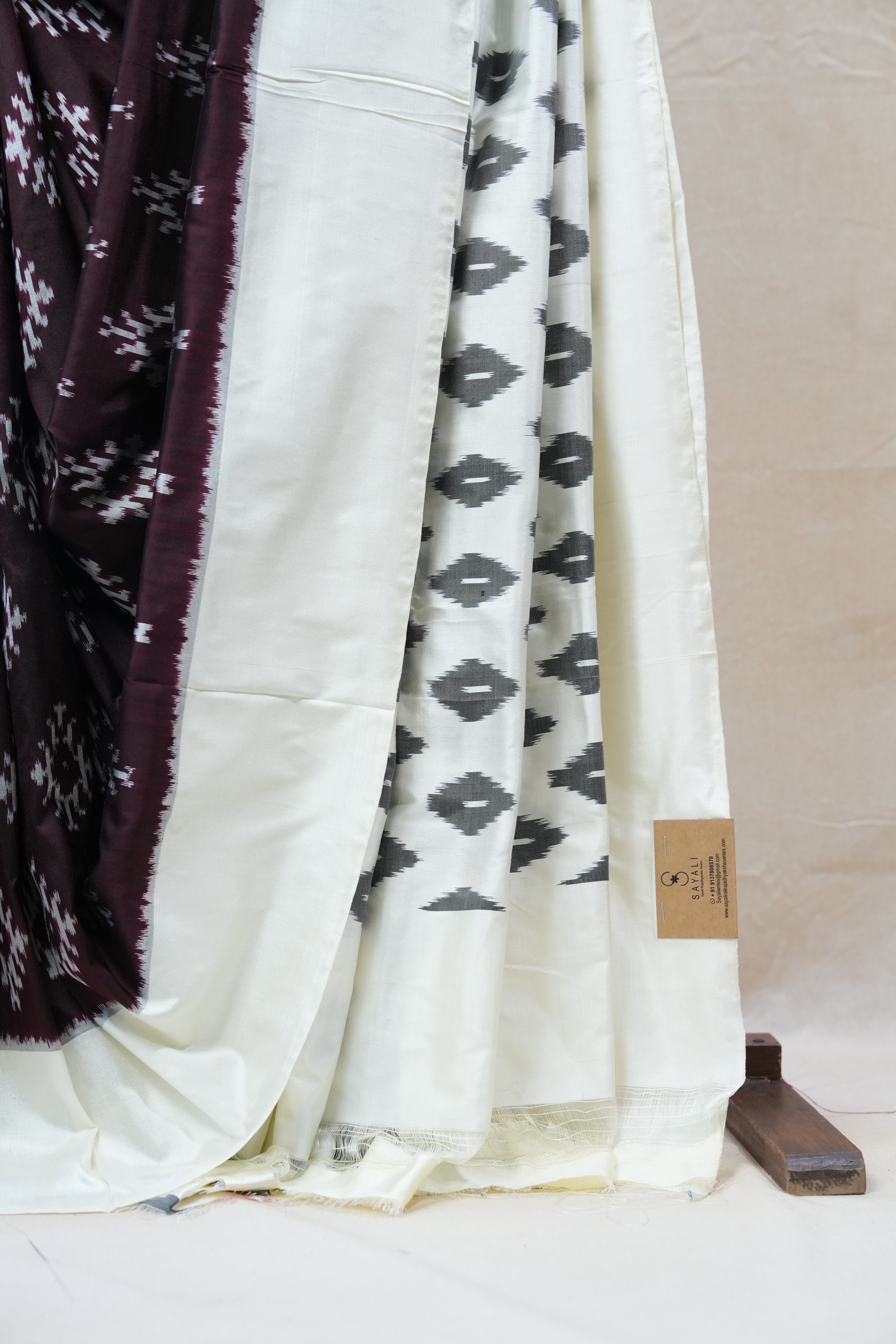 Wine Pochampalli Silk Ikat Saree - SRWPSIS142