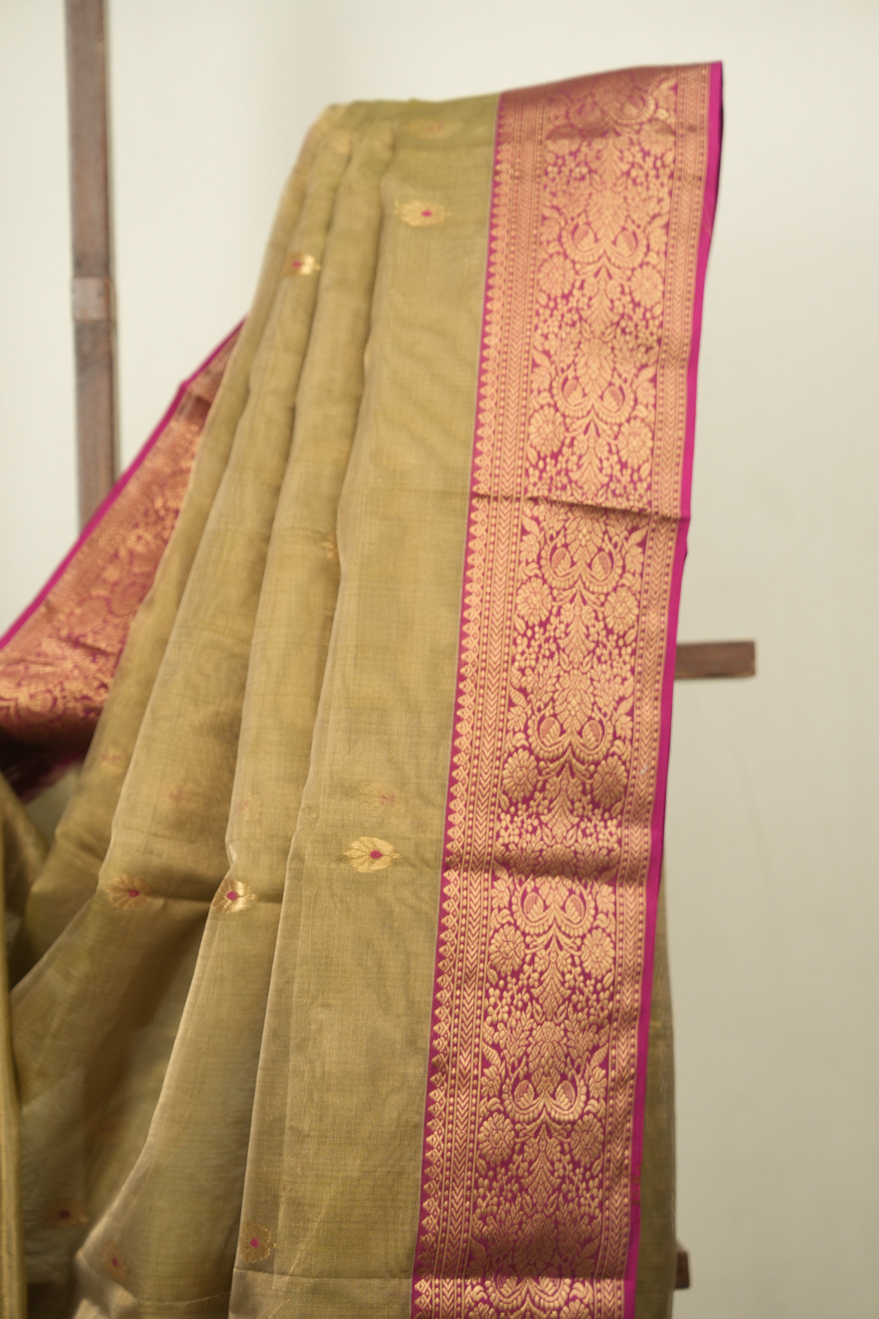 Golden Chanderi Tissue Silk Saree - SRGCTS370