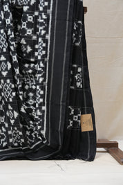 Black Pochampalli Cotton Ikat Saree - SRBPCIS480