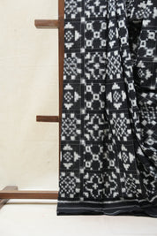 Black Pochampalli Cotton Ikat Saree - SRBPCIS480