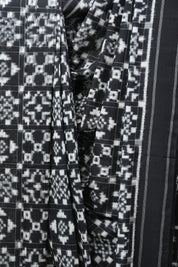 Black Pochampalli Cotton Ikat Saree - SRBPCIS480