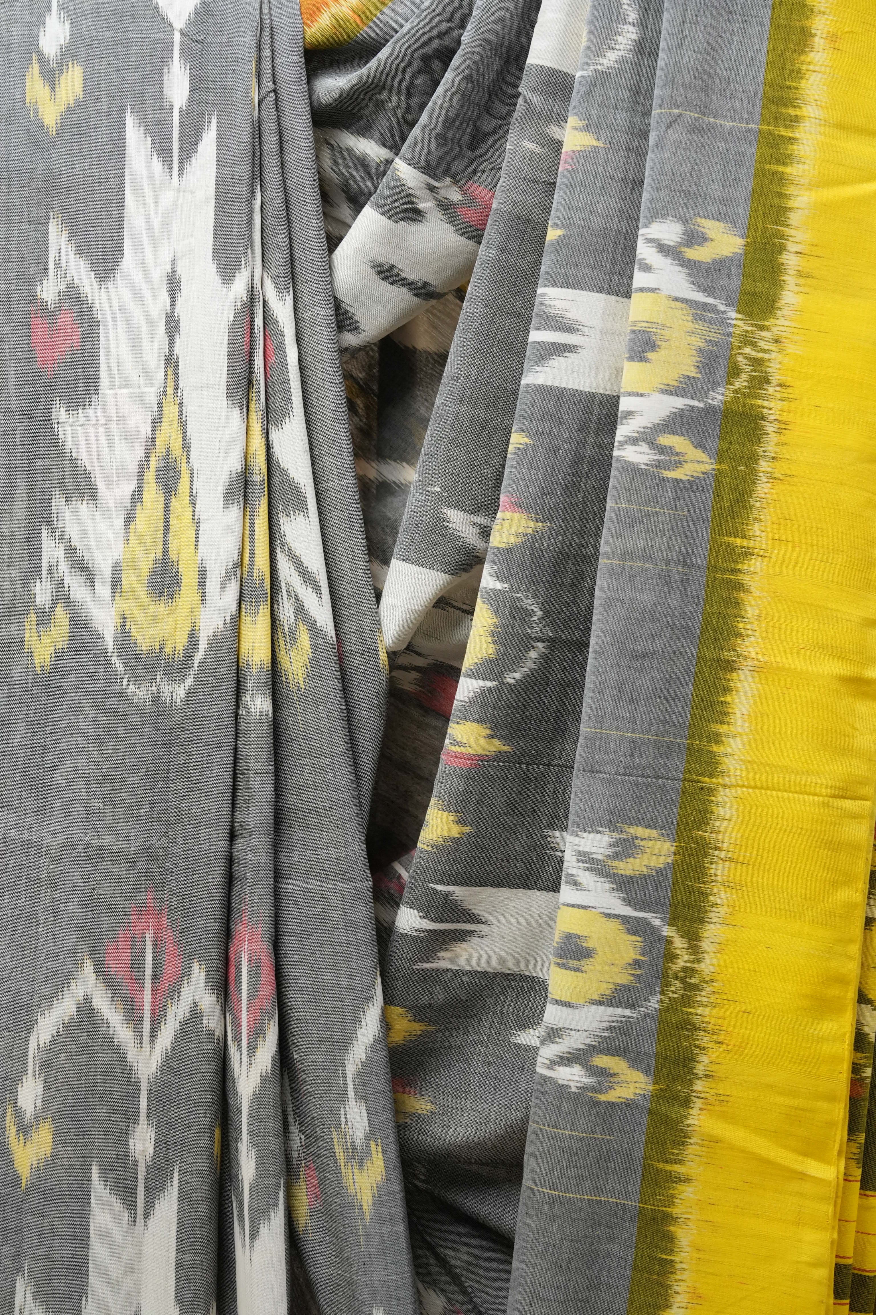 Grey Pochampalli Cotton Ikat Saree - SRGPCIS467