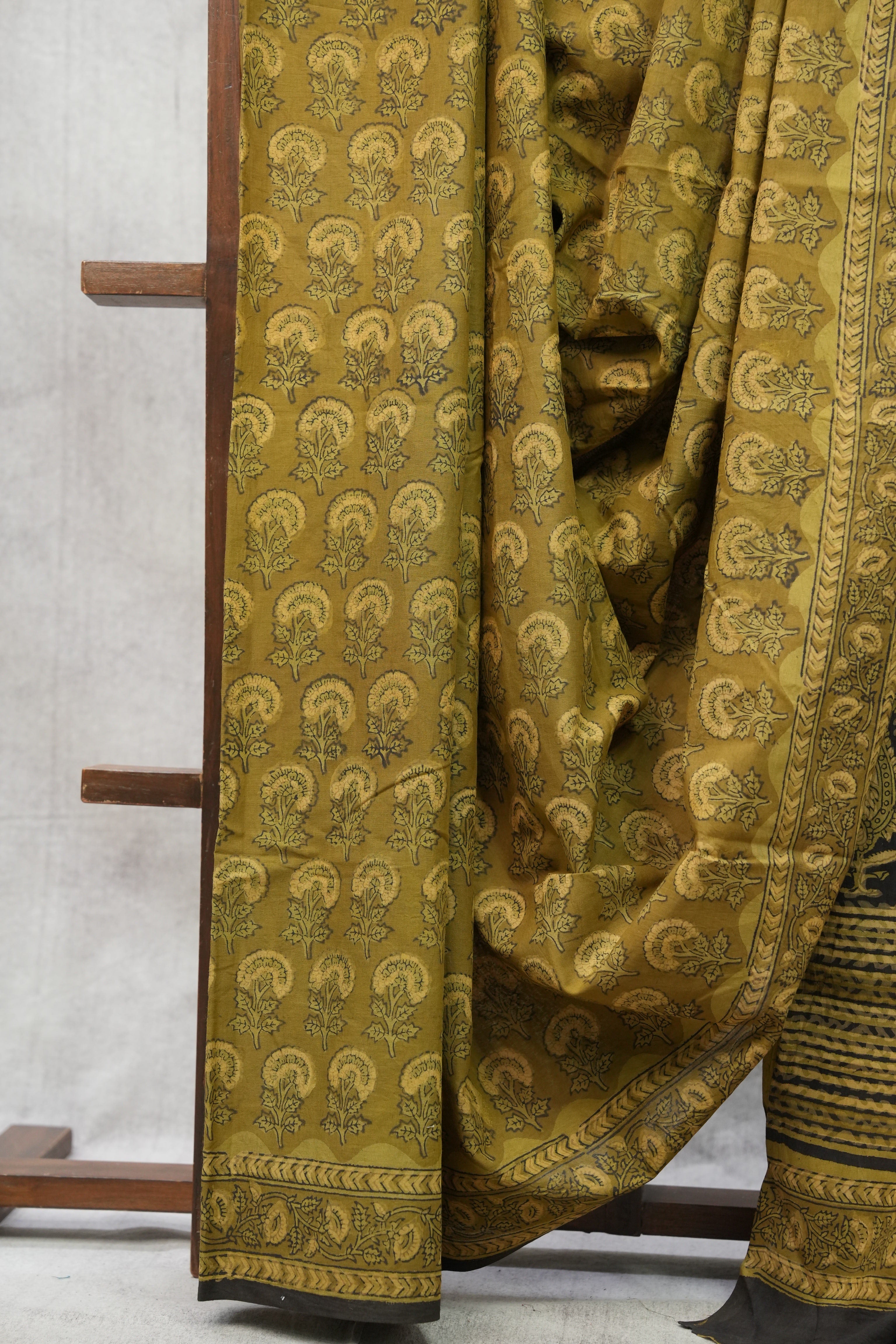 Green HBP Cotton Saree-SRGCS2157