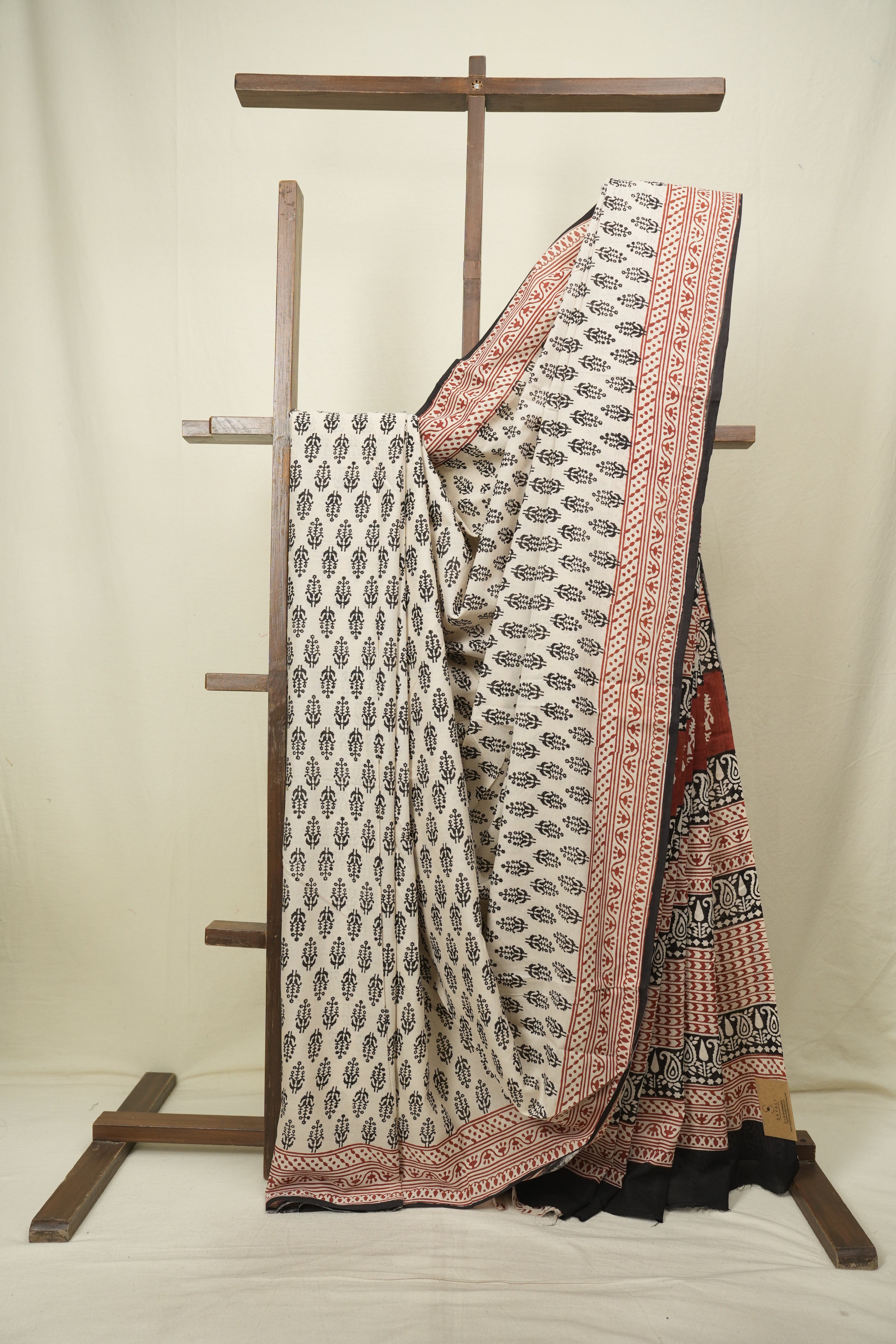 Cream HBP Cotton Saree - SRCCS3683
