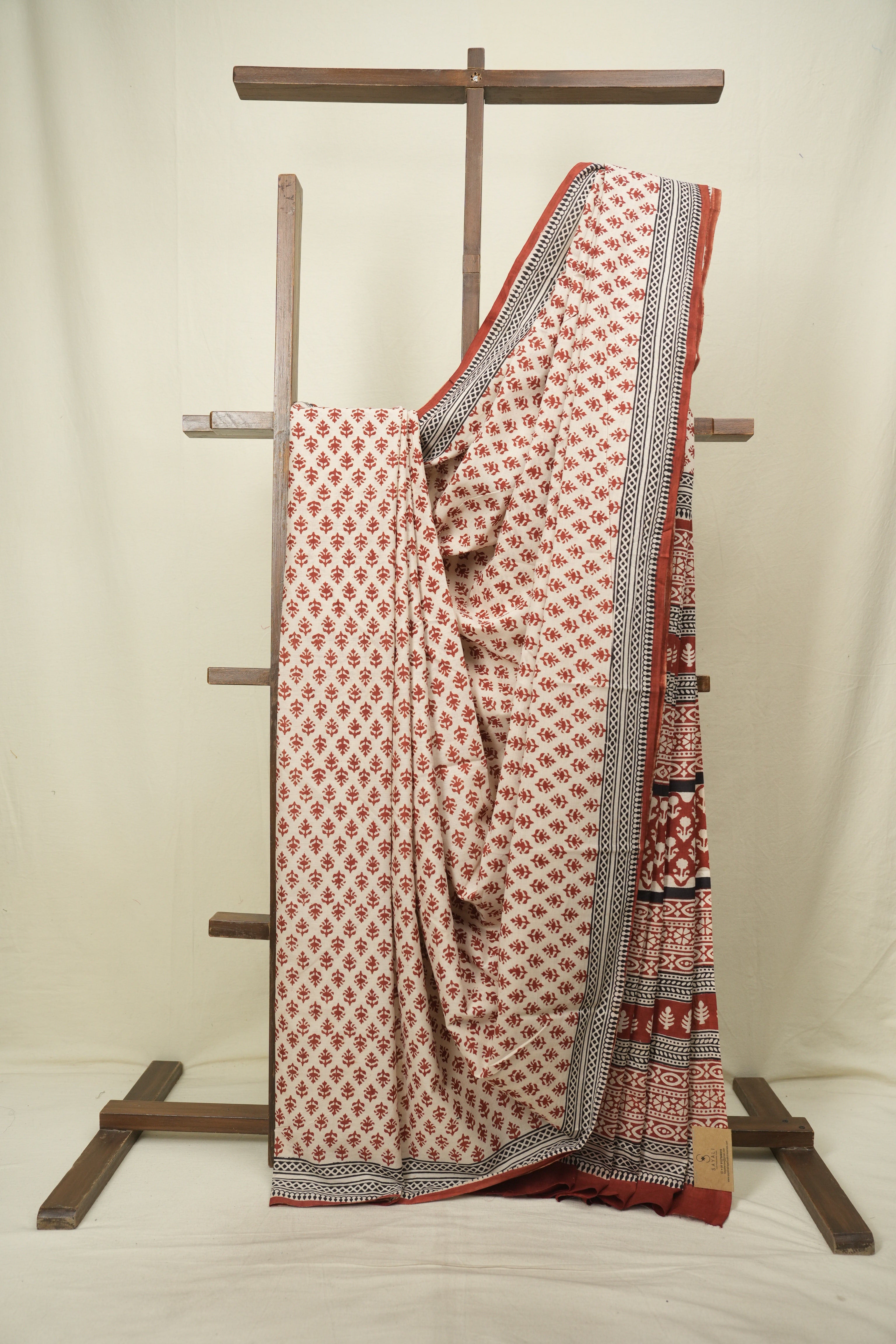 Cream HBP Cotton Saree - SRCCS3687