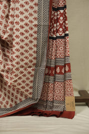 Cream HBP Cotton Saree - SRCCS3687
