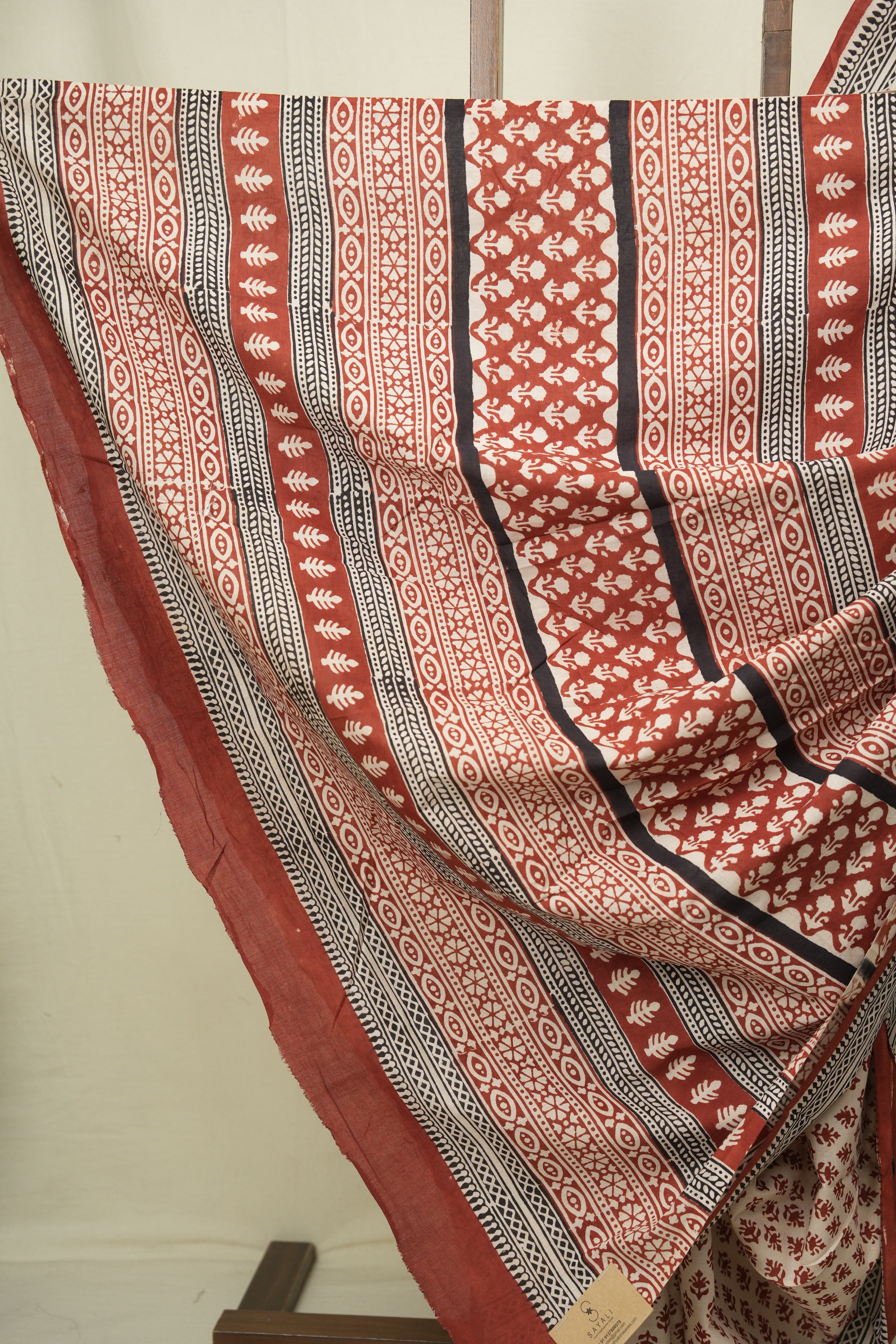 Cream HBP Cotton Saree - SRCCS3687