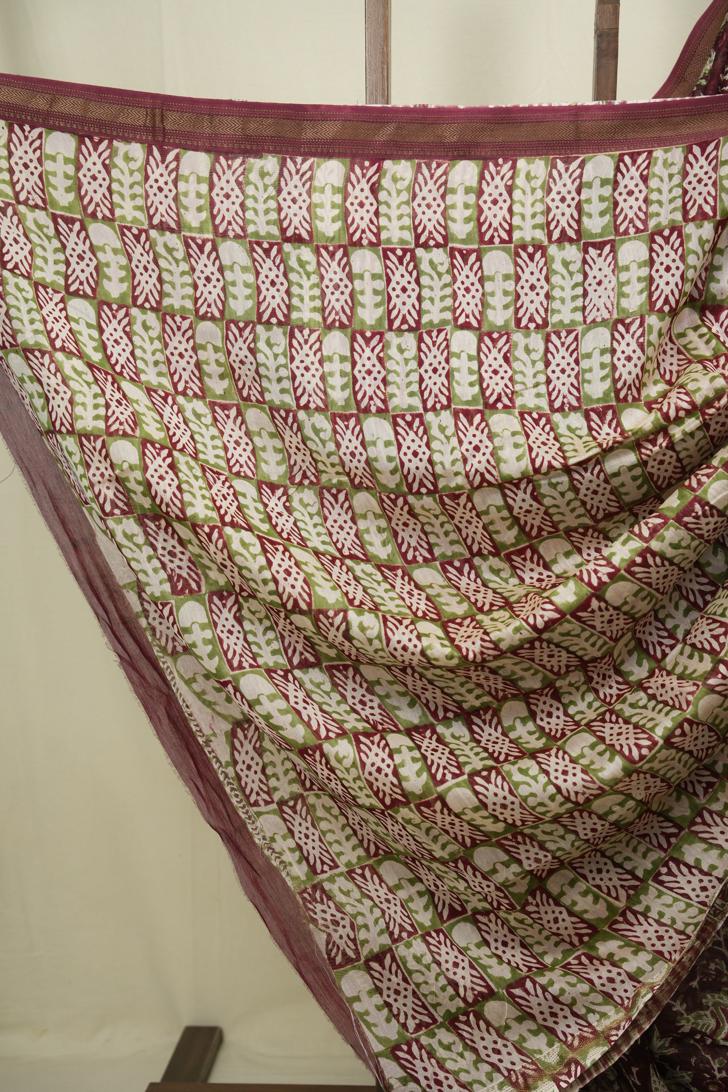 Maroon HBP Cotton Silk Saree With Chanderi Border - SRMCSS1739