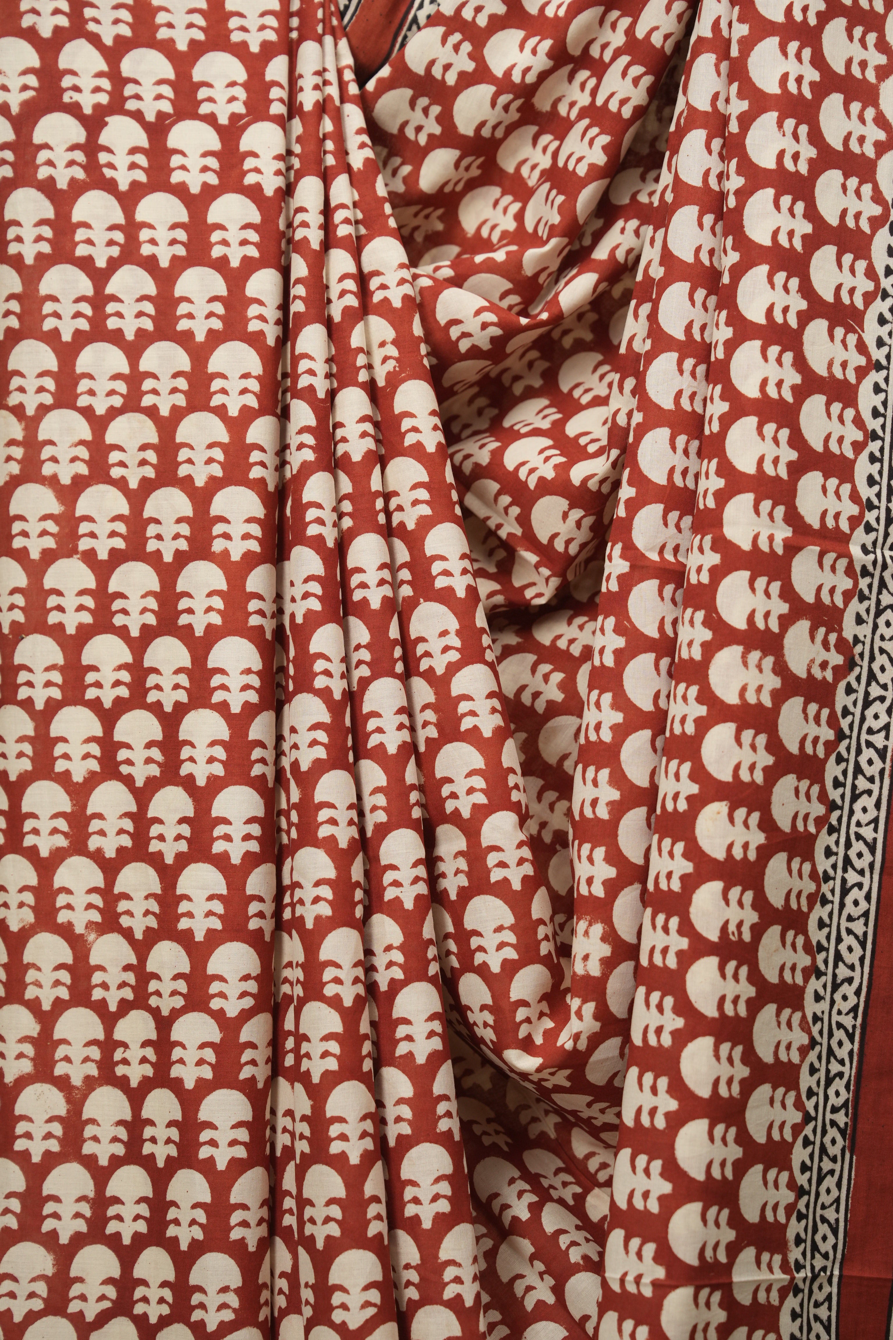 Red HBP Cotton Saree - SRRCS3688