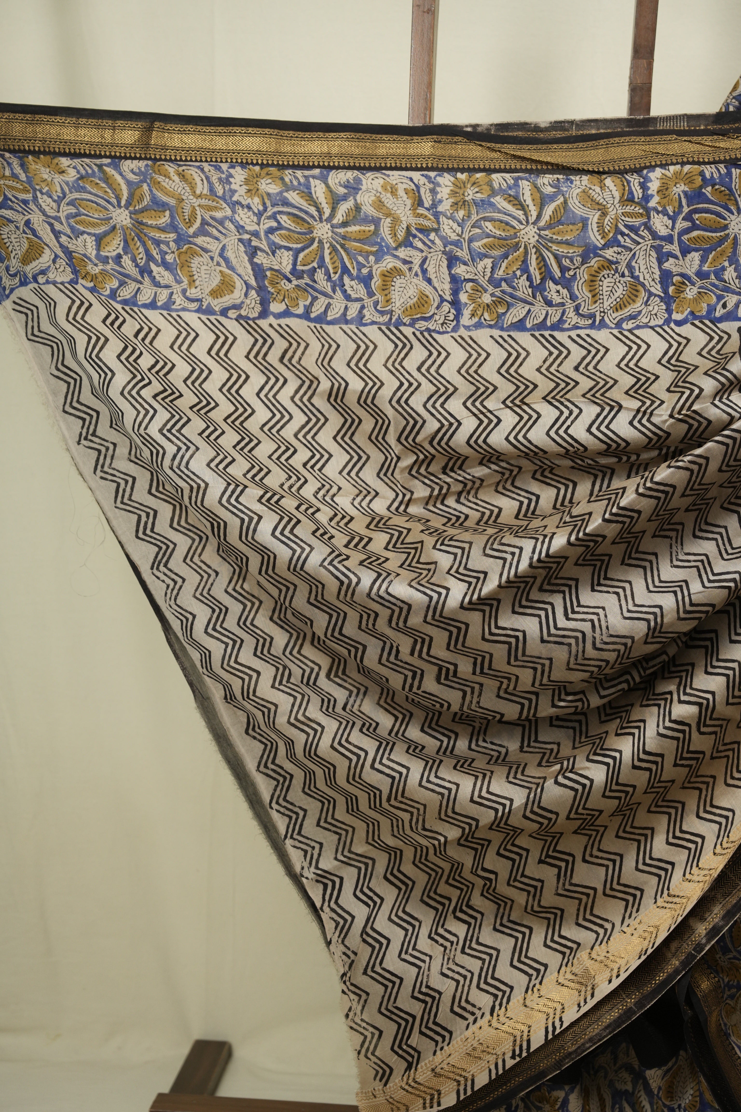 Black HBP Cotton Silk Saree With Chanderi Border - SRBCSS1740