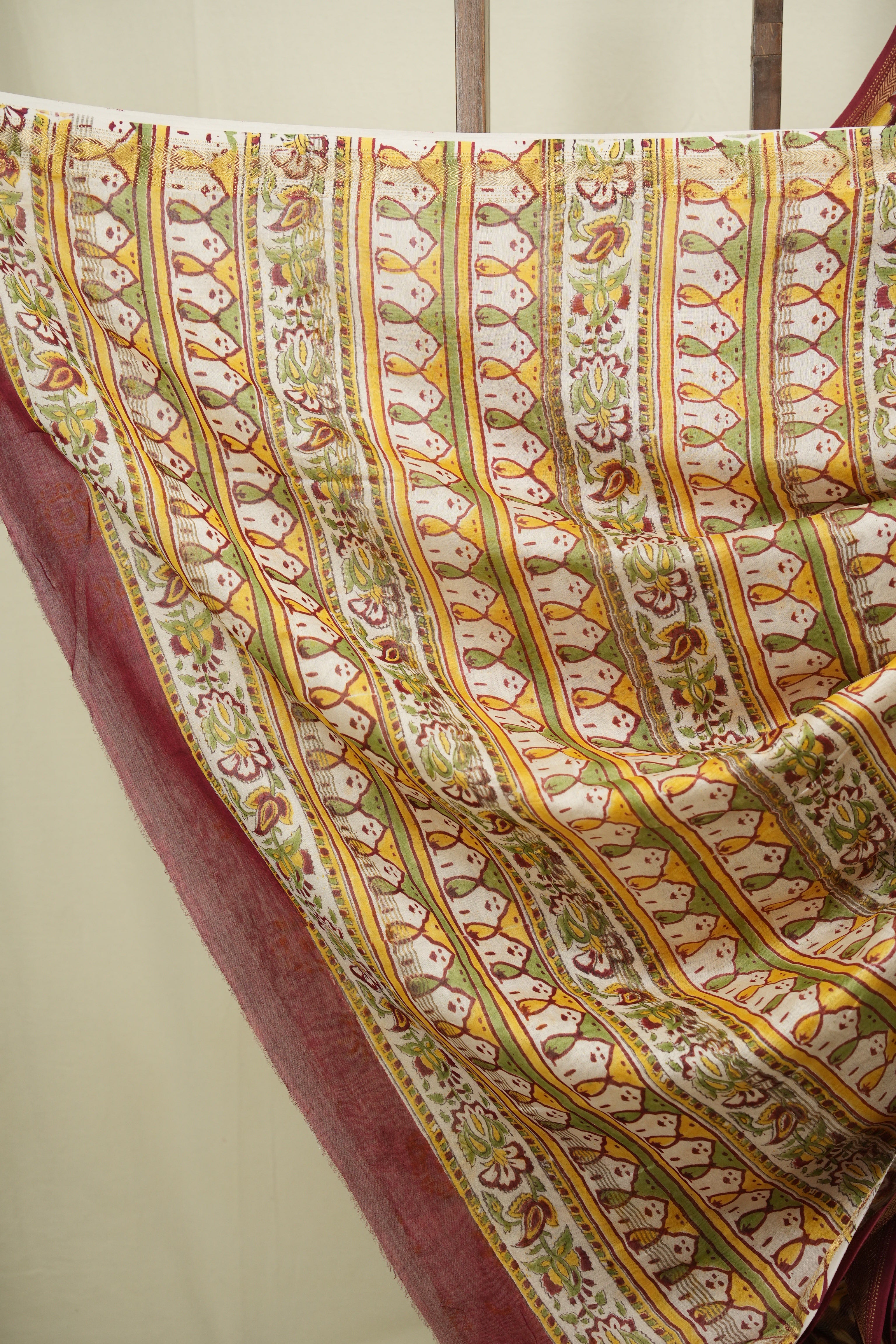 Maroon HBP Cotton Silk Saree With Chanderi Border - SRMCSS1741