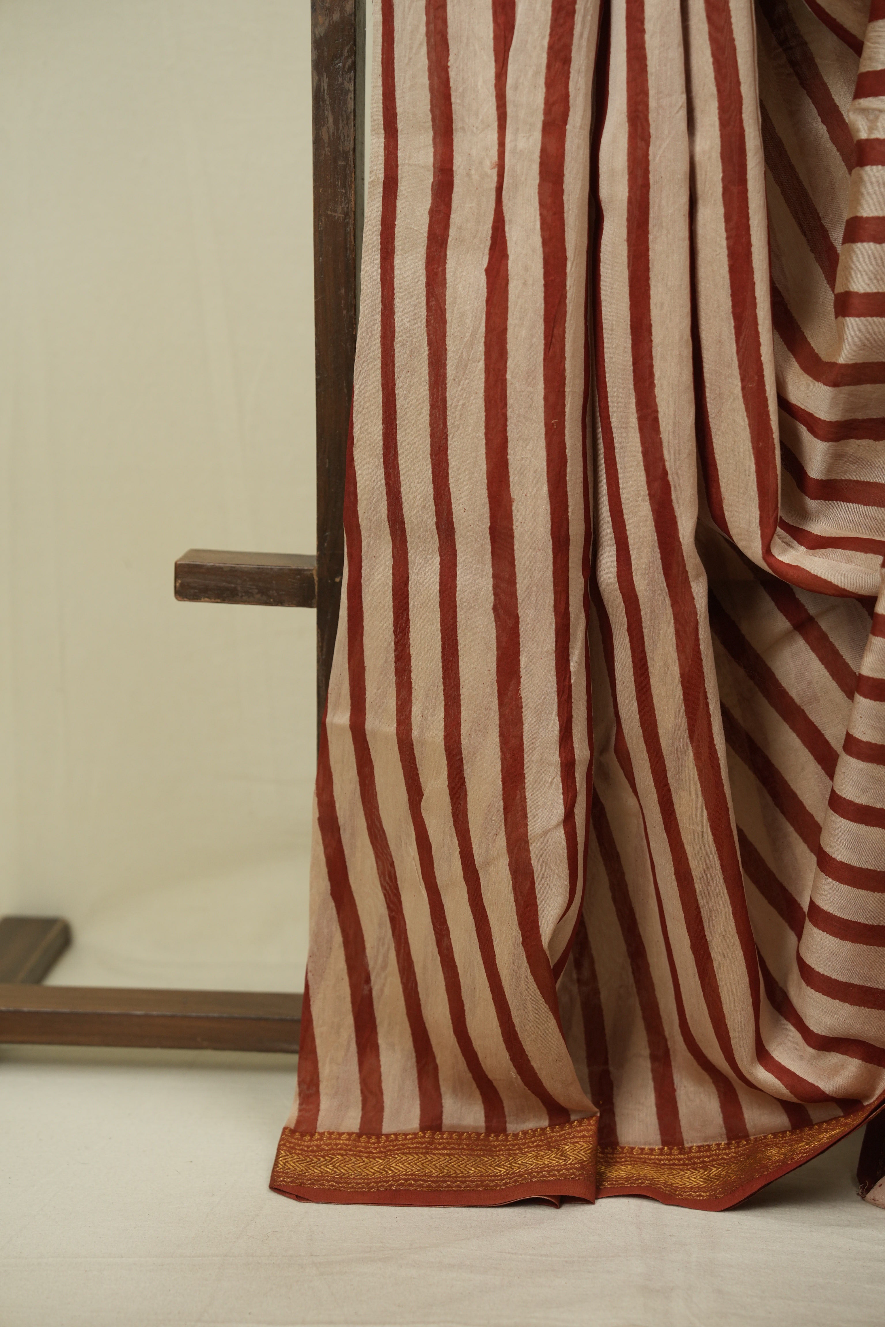 Red HBP Cotton Silk Saree With Chanderi Border - SRRCSS1743