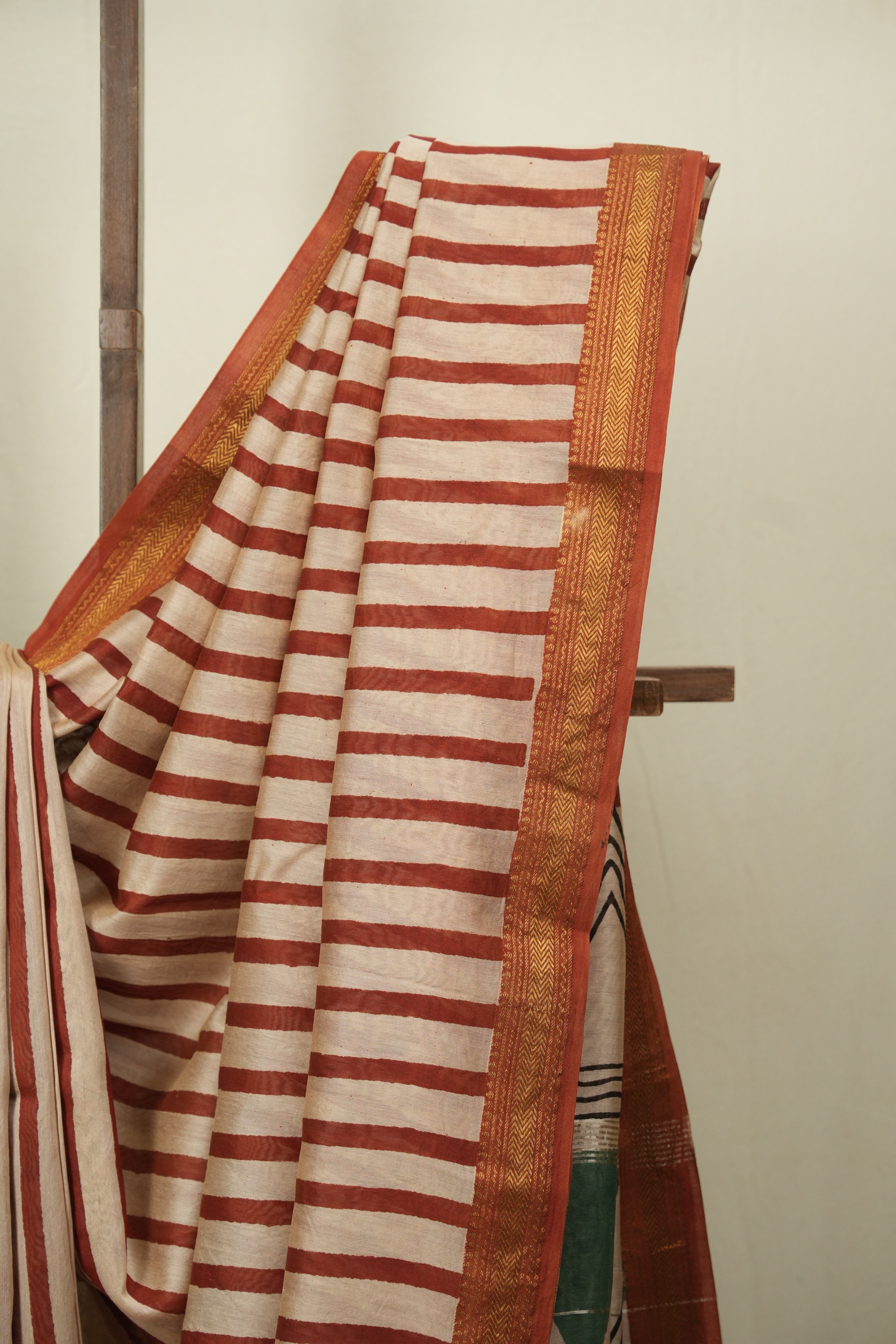 Red HBP Cotton Silk Saree With Chanderi Border - SRRCSS1743